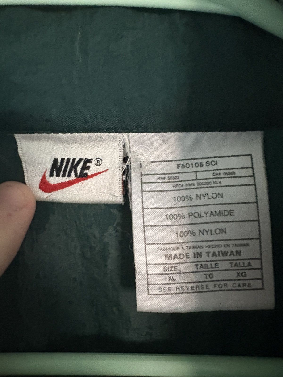 Nike Nike Men's Vintage Windbreaker Jacket Green/Blue, Size Large Size US L / EU 52-54 / 3 - 6 Thumbnail
