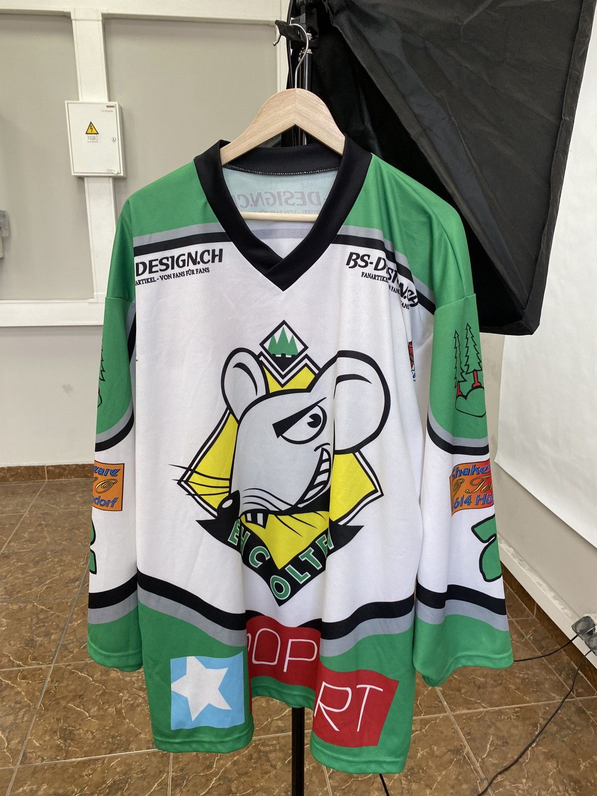 NHL 🇨🇭 Vintage EHC Olten Switzerland NHL Jersey Rare Retro Y2K Size US XL / EU 56 / 4 - 1 Thumbnail