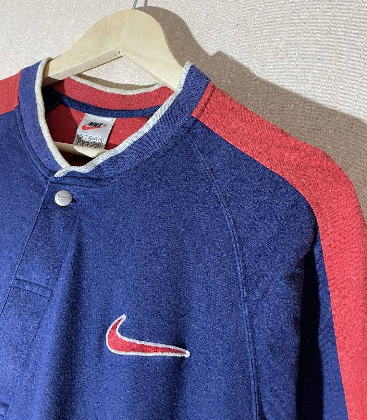 Nike × Vintage Nike vintage y2k T shirt 90s Size US M / EU 48-50 / 2 - 6 Thumbnail