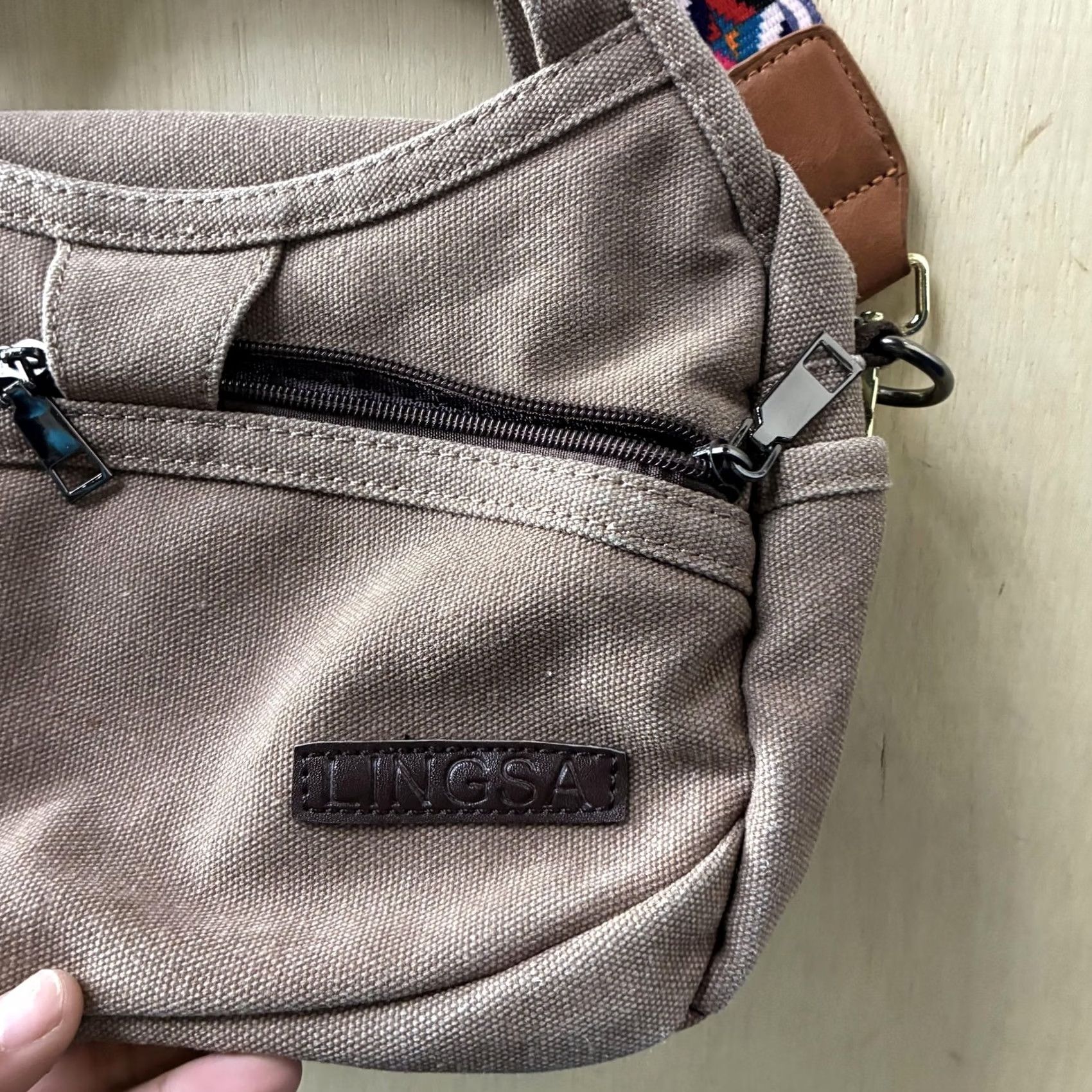Vintage - Accuracy: Directly reflects the provided information about bag Size ONE SIZE - 2 Thumbnail