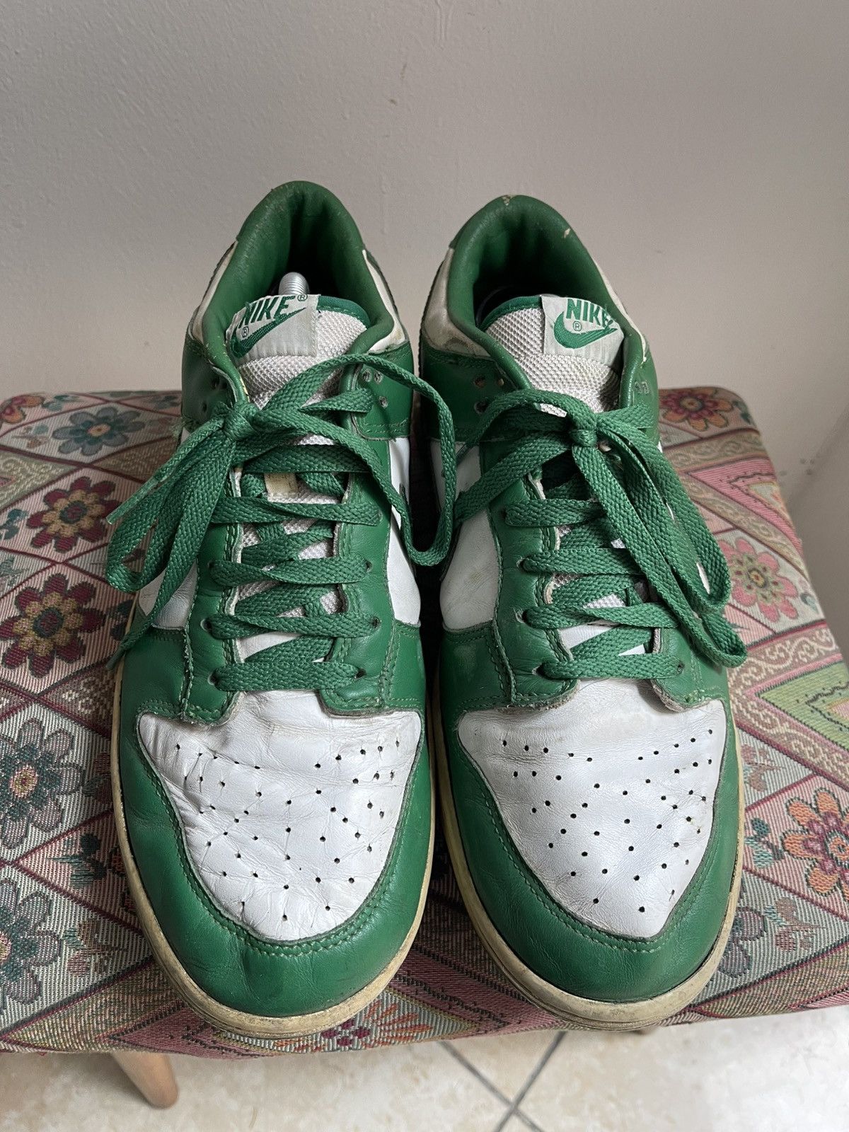Nike Vintage Nike Dunk Low Celtic Pine Green 2004 Size US 10.5 / EU 43-44 - 2 Thumbnail