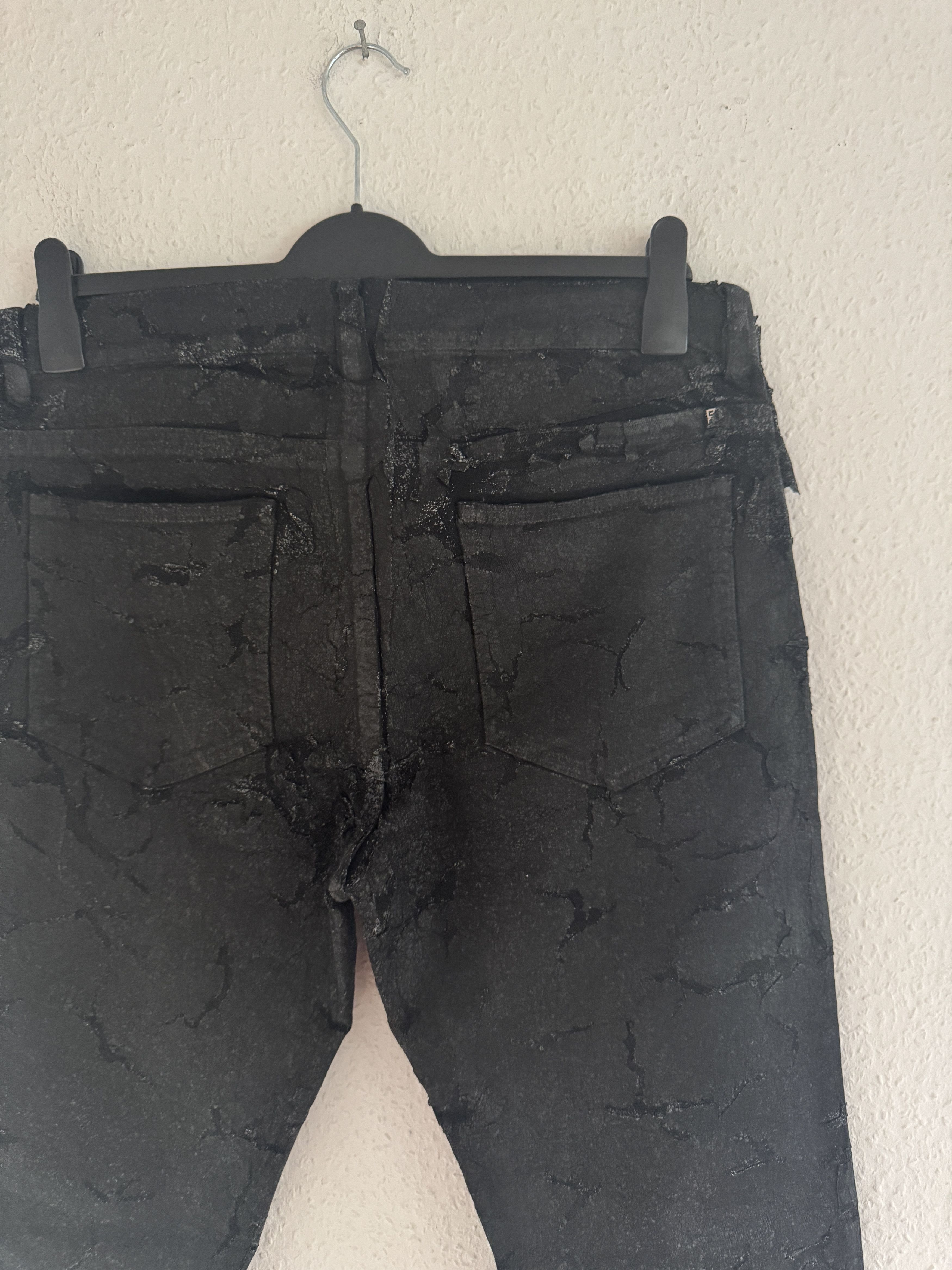 Cracked Paint Slim-Fit Denim Pants – Black