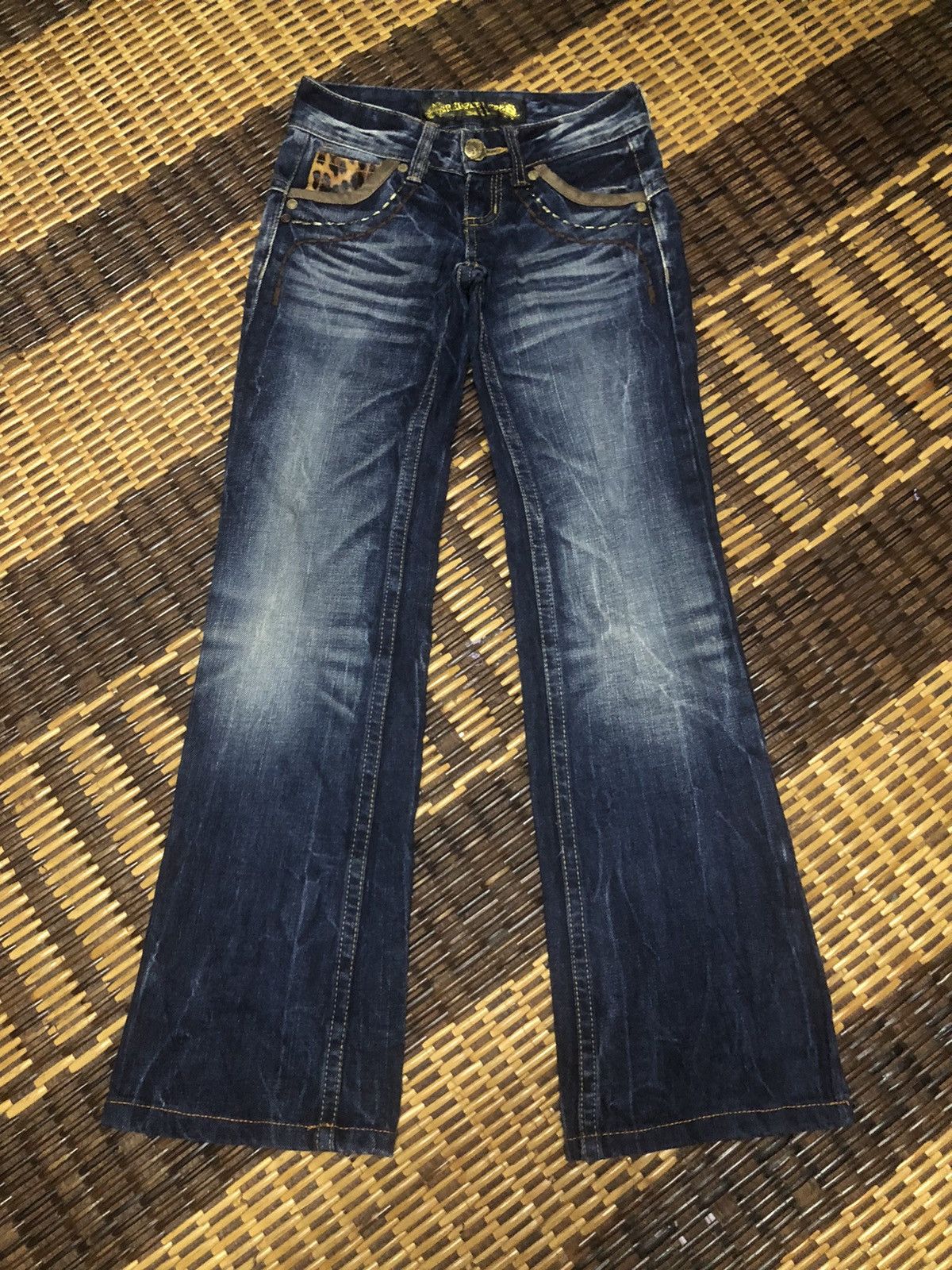 Hysteric Glamour VINTAGE RED PEPPER DENIM JEANS DESIGN UNISEX Size 28" / US 6 / IT 42 - 25 Thumbnail