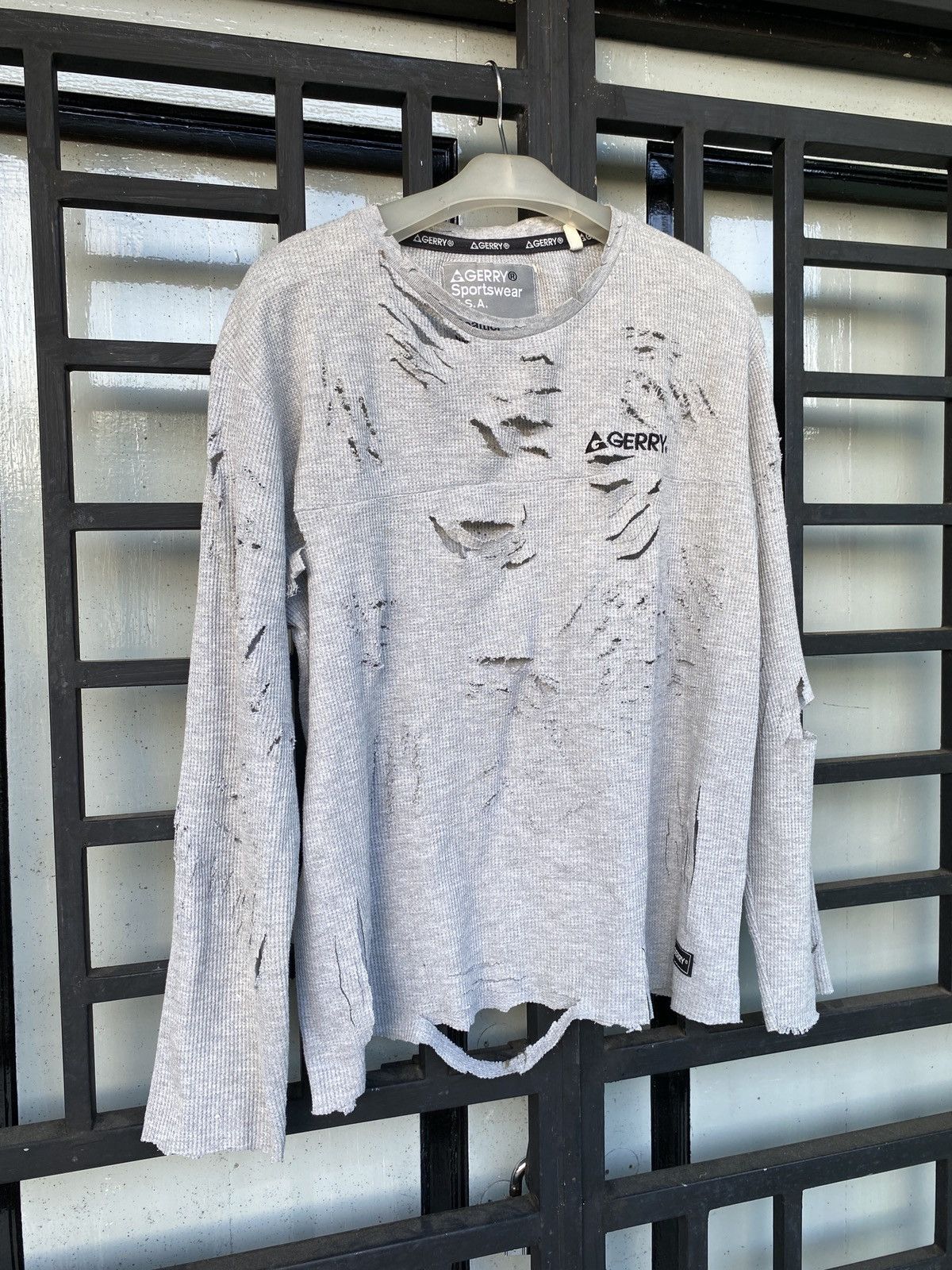 Hysteric Glamour × Japanese Brand × Vintage Longsleeve Gerry Distressed Size US L / EU 52-54 / 3 - 2 Thumbnail