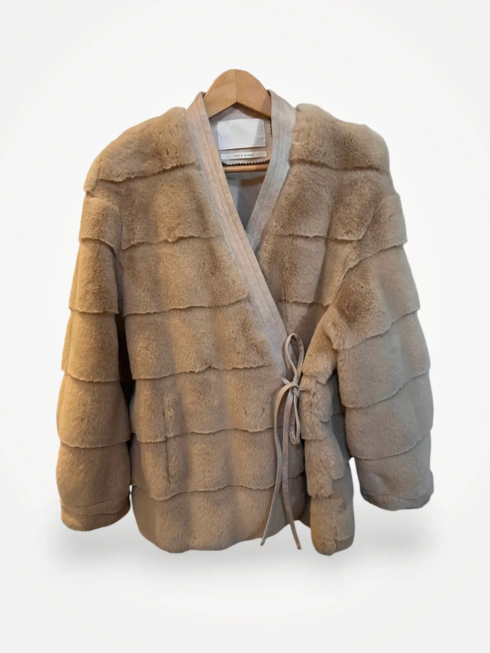 YAYA YAYA Fur Faux Fur Size M / US 6-8 / IT 42-44 - 1 Thumbnail