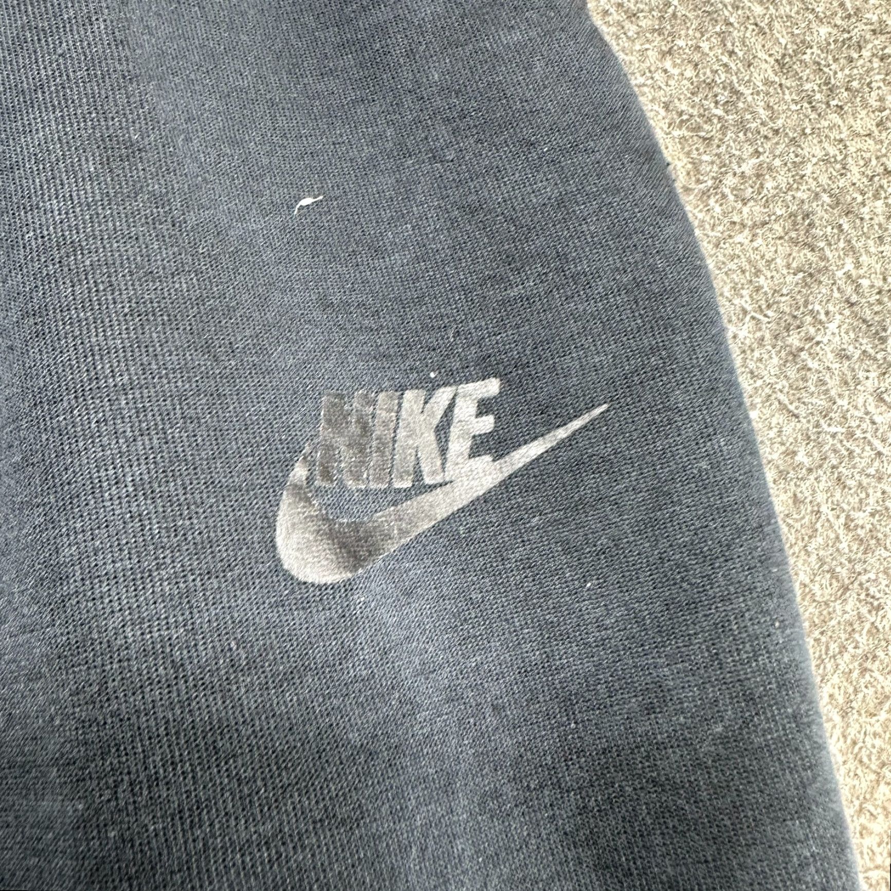 Nike Nike Pants Mens L Black Jogger Sweat Fleece Swoosh Solid Drawstring Stretch Regular Width Inseam 26 Sport Gym Running CrossFit Nike Fleece Size US 33 - 4 Thumbnail