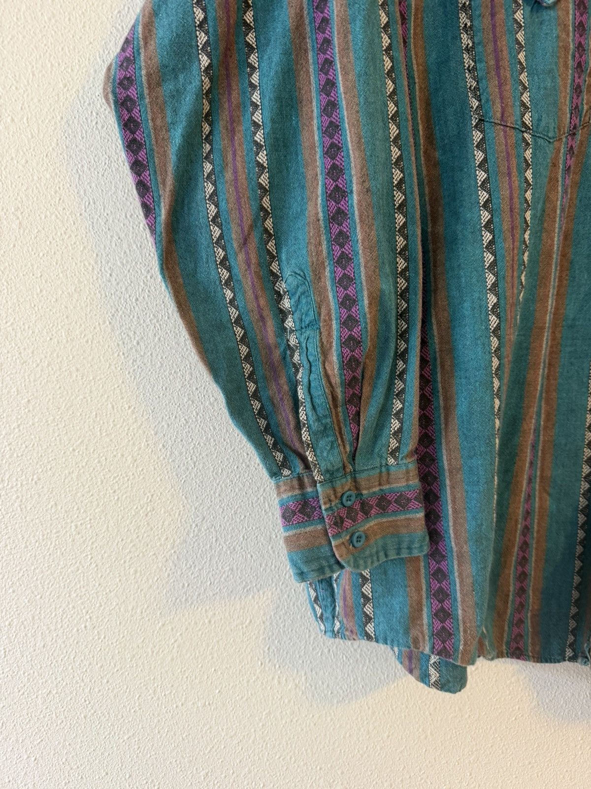 Vintage vtg 90s aztec vertical striped button down shirt Size US XL / EU 56 / 4 - 7 Thumbnail