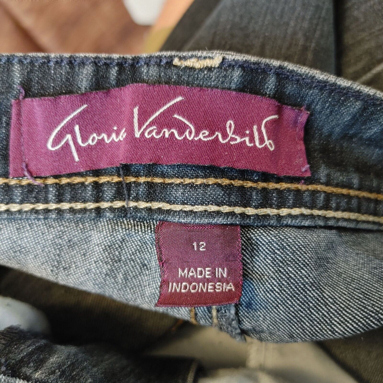Gloria Vanderbilt Gloria Vanderbilt Women's Medium Wash Boot Cut Jeans 12 Size 34" / US 12 / IT 48 - 4 Thumbnail