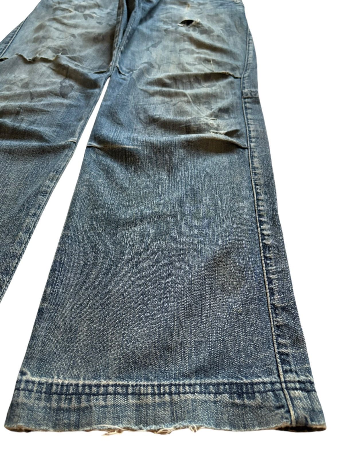 Japanese Brand Vintage Japanese Brand Mud Wash Distressed Baggy Jeans Size US 31 - 7 Thumbnail