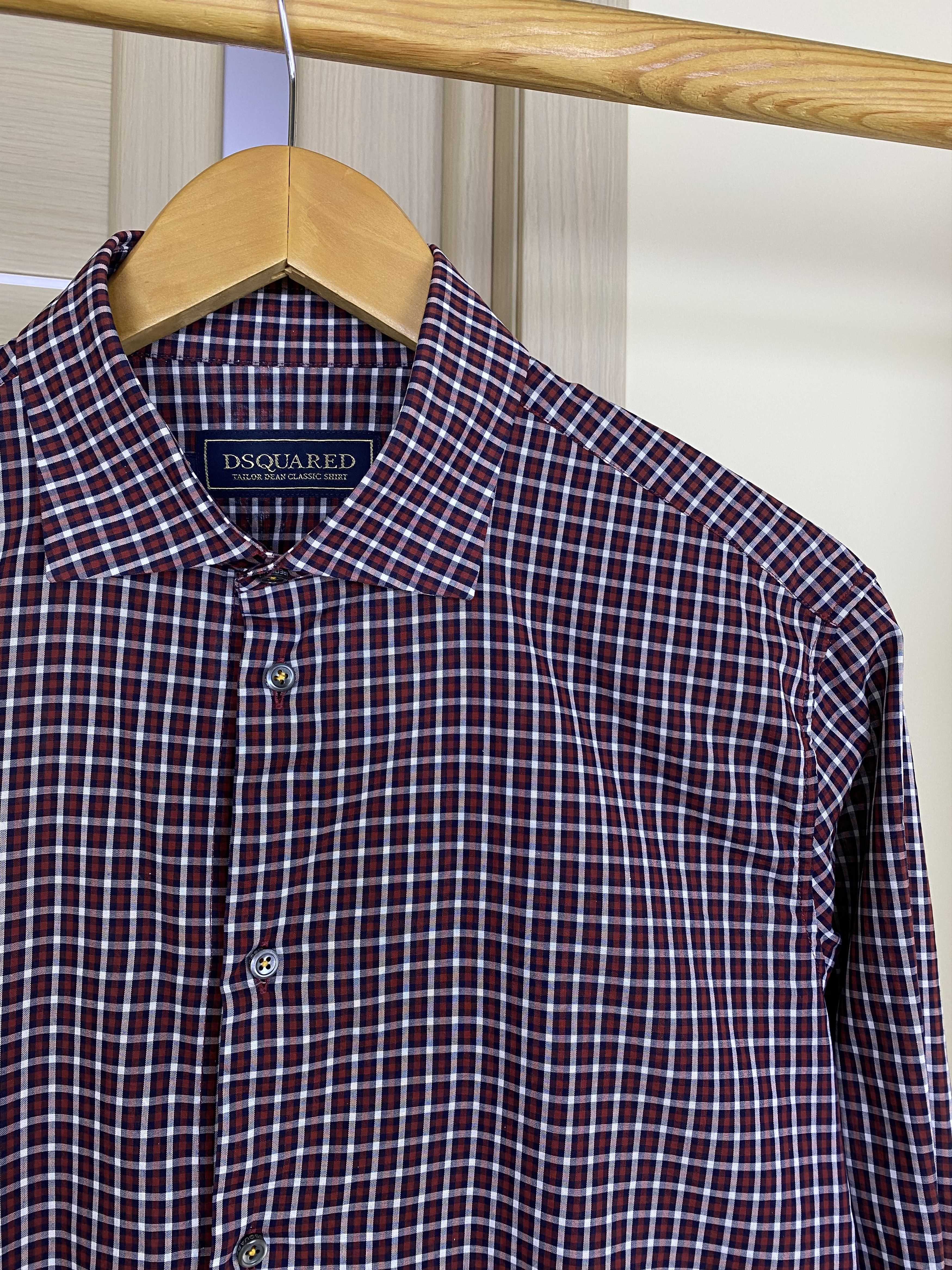 Dsquared2 Dsquared2 classic striped shirt with metallic logo size M Size US M / EU 48-50 / 2 - 5 Thumbnail