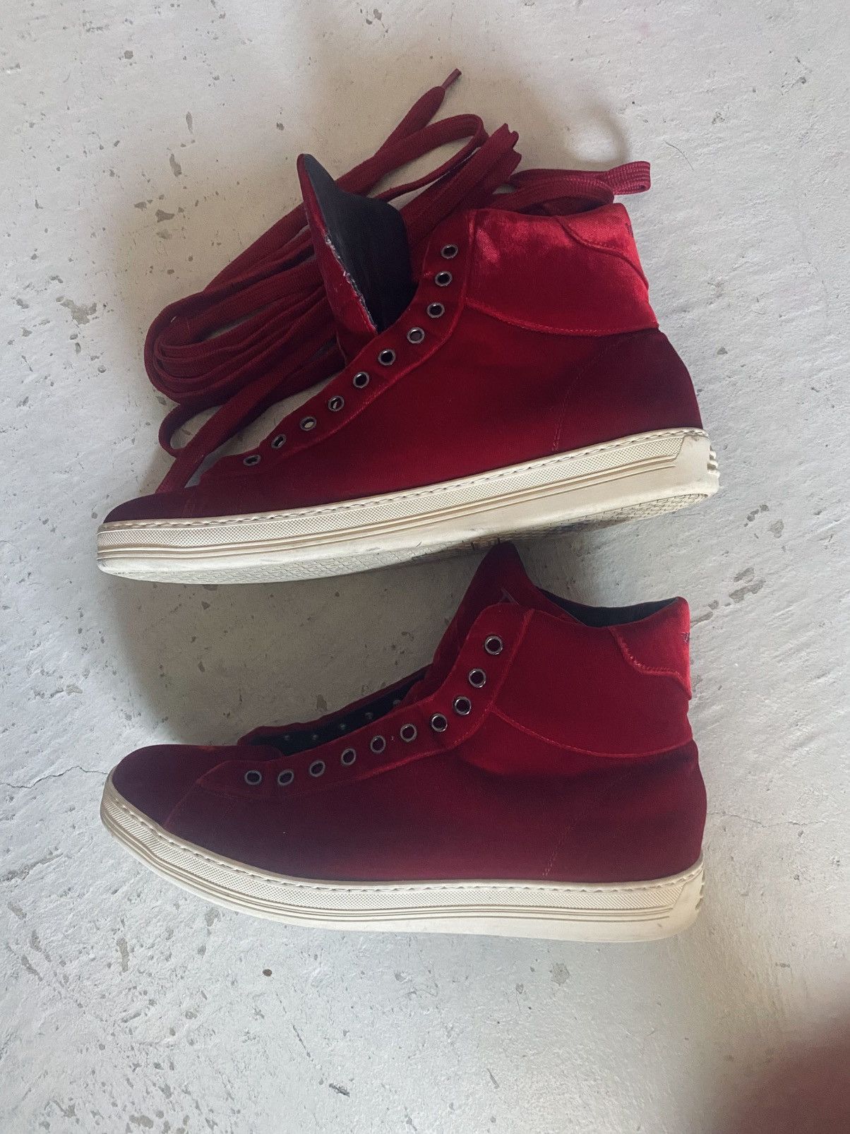 Tom Ford Tom Ford high top red velvet sneakers Size US 10.5 / EU 43-44 - 2 Thumbnail