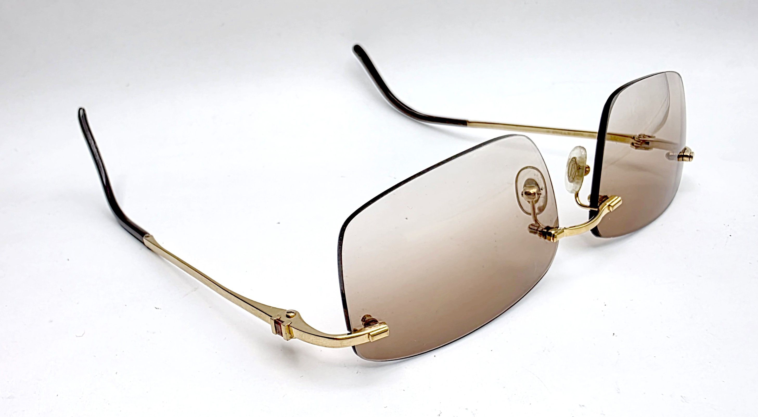 Cartier Luxury Cartier Pink Sapphire Sunglasses 17309 Size ONE SIZE - 16 Thumbnail