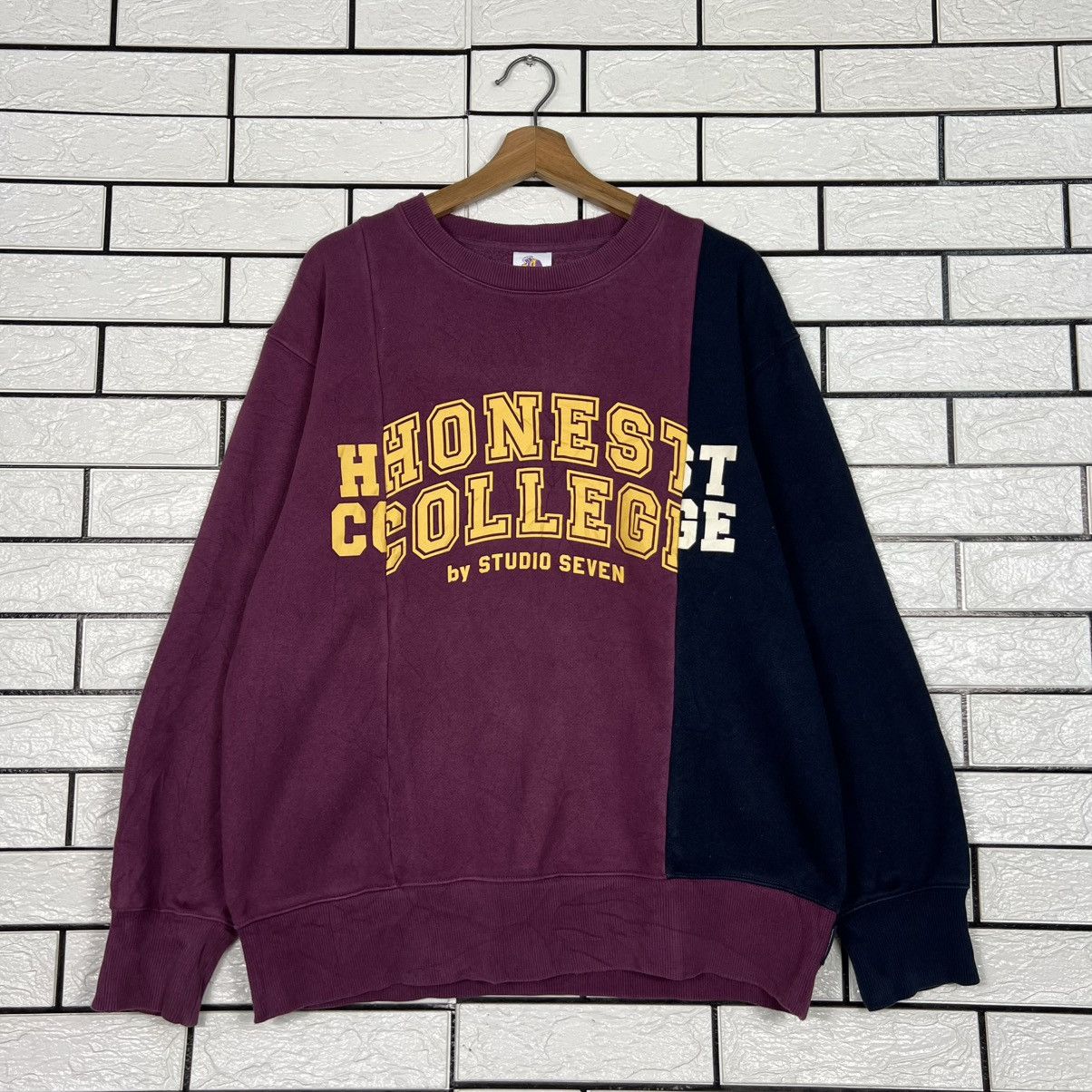 Studio Seven HONEST COLLEGE Big Logo Crewneck Sweatshirt #4202-C192 Size US L / EU 52-54 / 3 - 1 Thumbnail