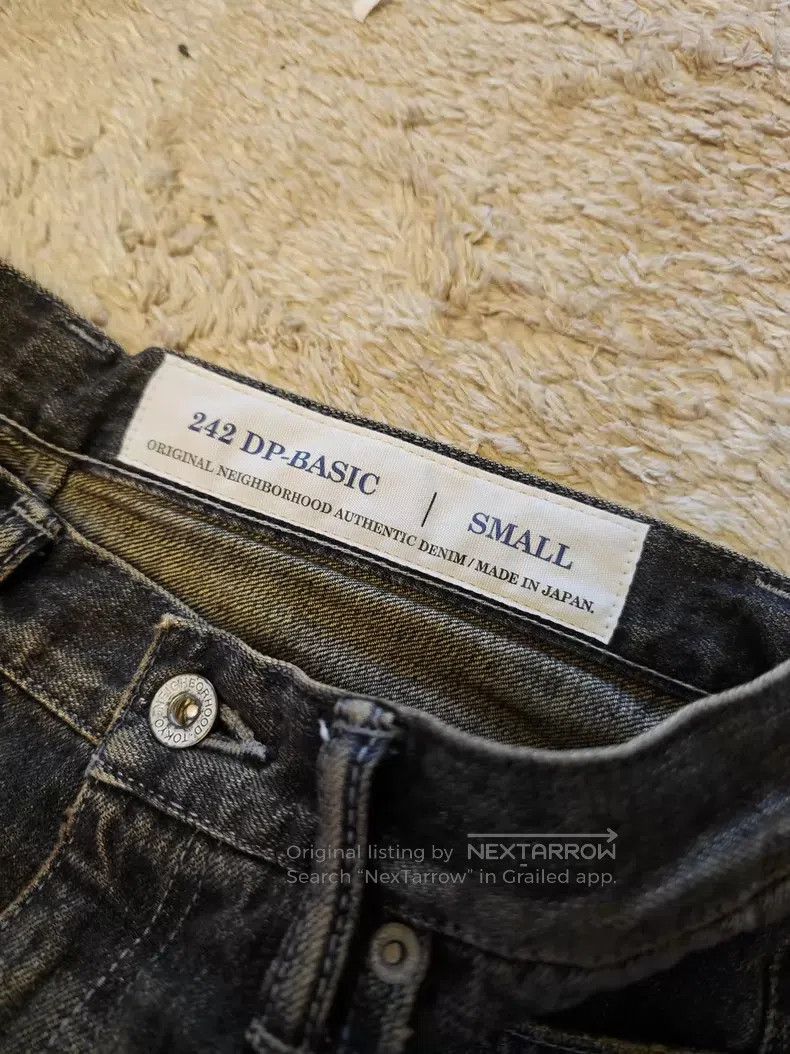 Neighborhood Neighborhood size S jeans Size US 27 - 2 Thumbnail
