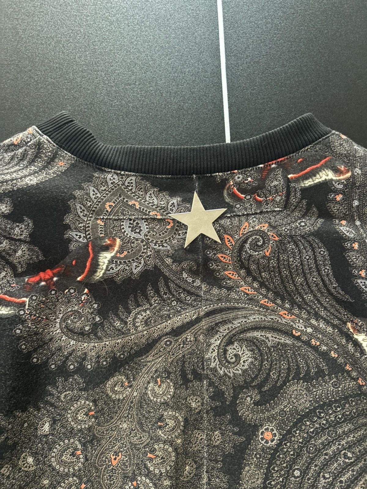 Givenchy Givenchy Paisley Print Crewneck Size US L / EU 52-54 / 3 - 3 Thumbnail