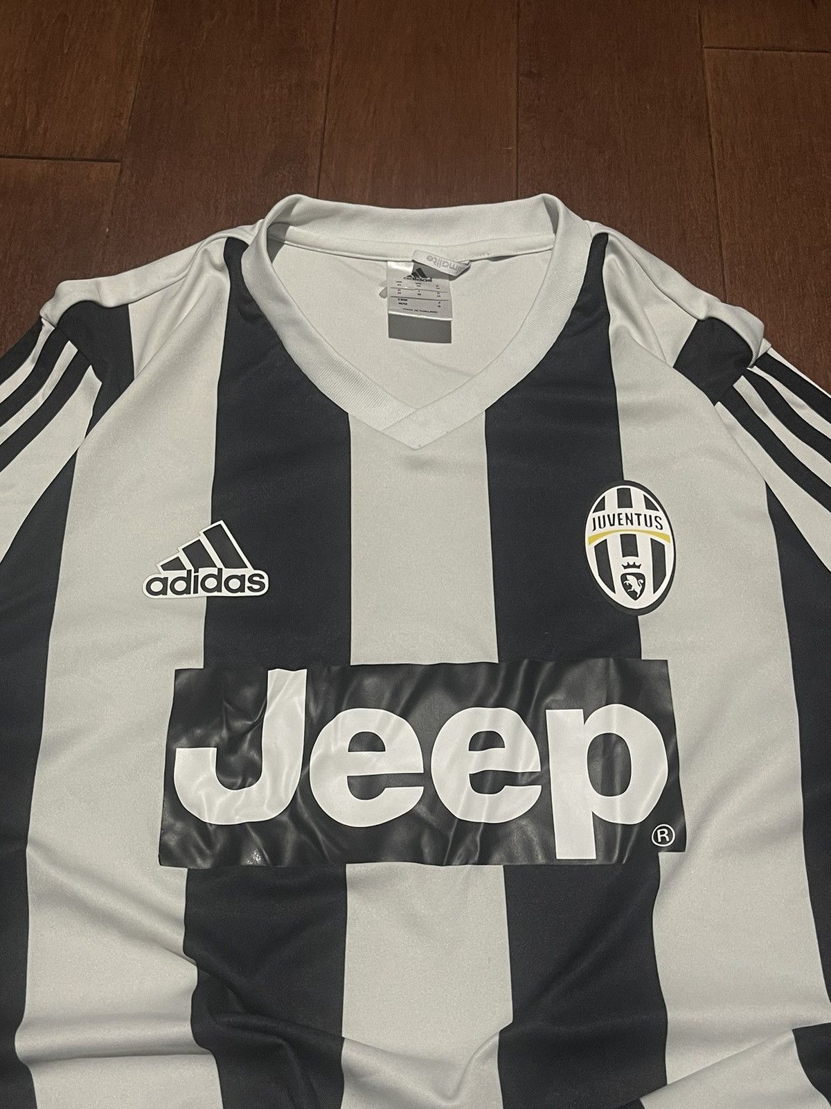 Adidas 2015 Adidas Juventus Jersey Size US M / EU 48-50 / 2 - 2 Thumbnail