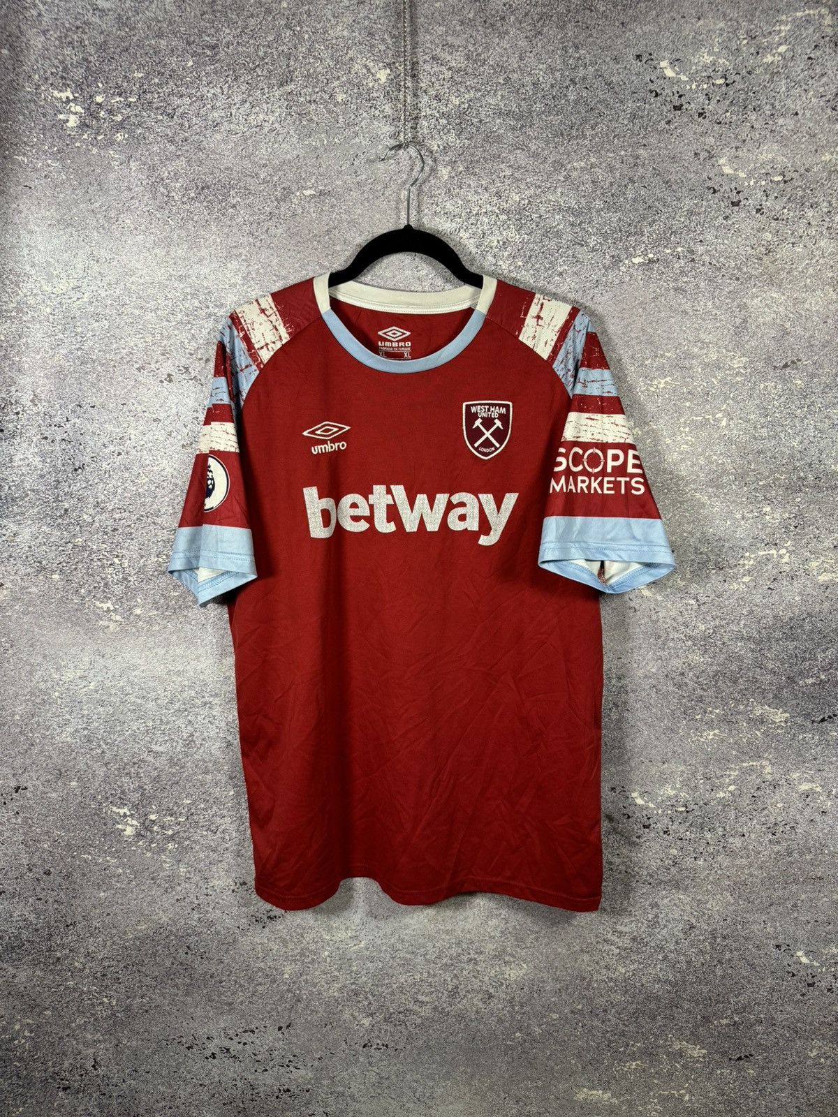 Vintage Vintage West Ham United 2022/23 Umbro Fan Jersey Blokcore XL Size US XL / EU 56 / 4 - 1 Thumbnail
