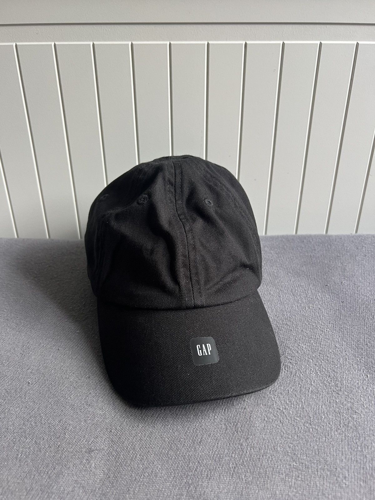 Yeezy Gap Flame Cap BlackYeezy Gap Flame Cap Black - OFour