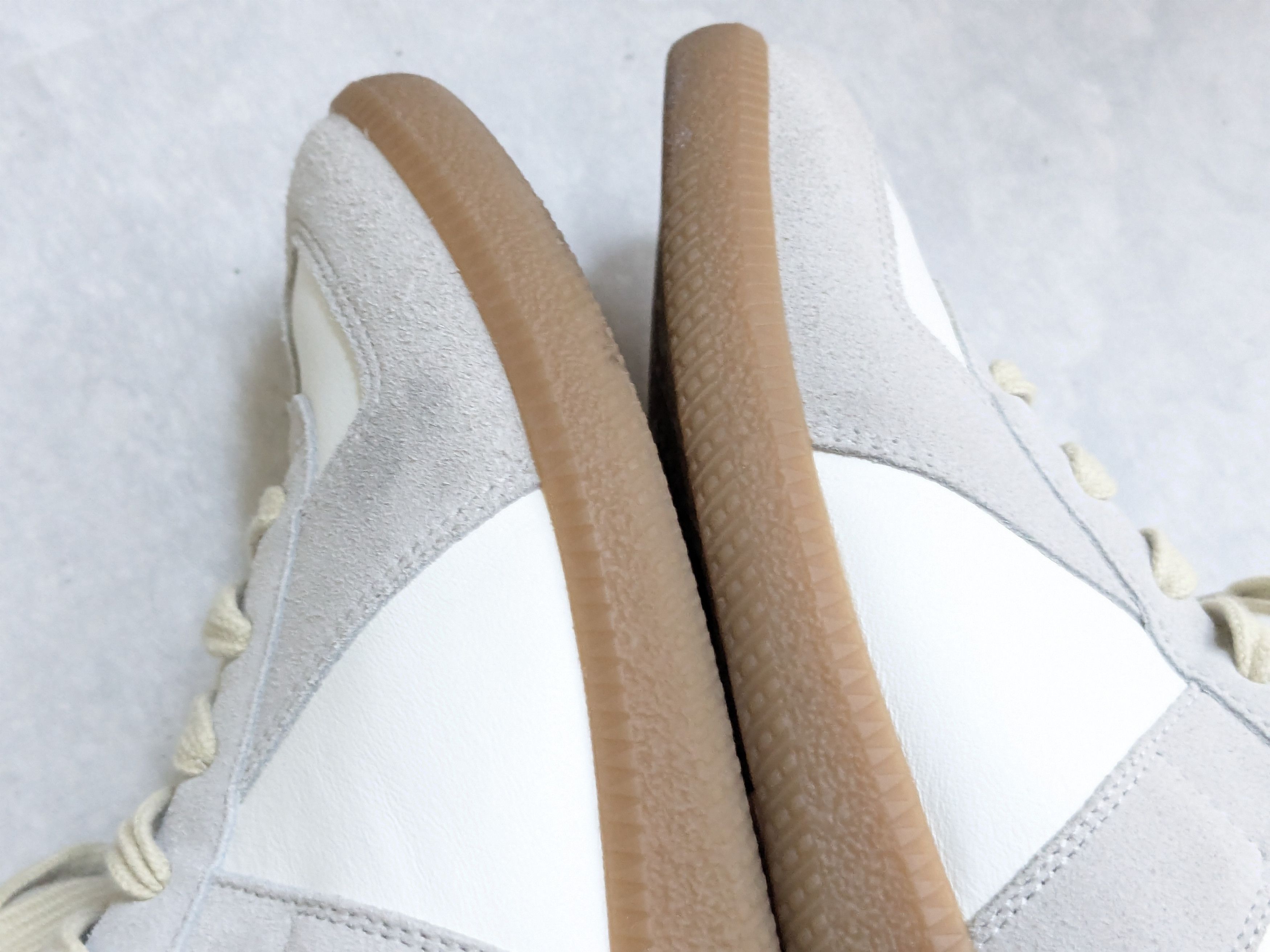 Maison Margiela Maison Margiela GAT Replica White Gray 8.5 41.5 Low Tops Size US 8.5 / EU 41-42 - 13 Thumbnail