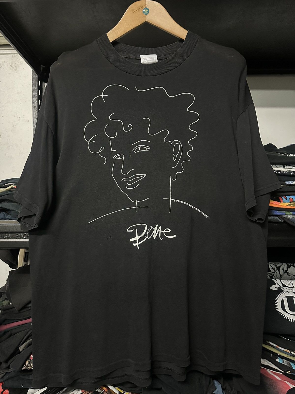 Band Tees Vintage 90s Bette Midler On Tour Faded Tee Size US XL / EU 56 / 4 - 1 Thumbnail