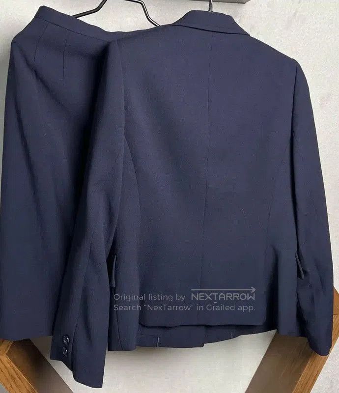 Burberry Burberry Women's Navy Wool Blazer and Skirt Set. Size XXS / US 00 / IT 34 - 8 Thumbnail