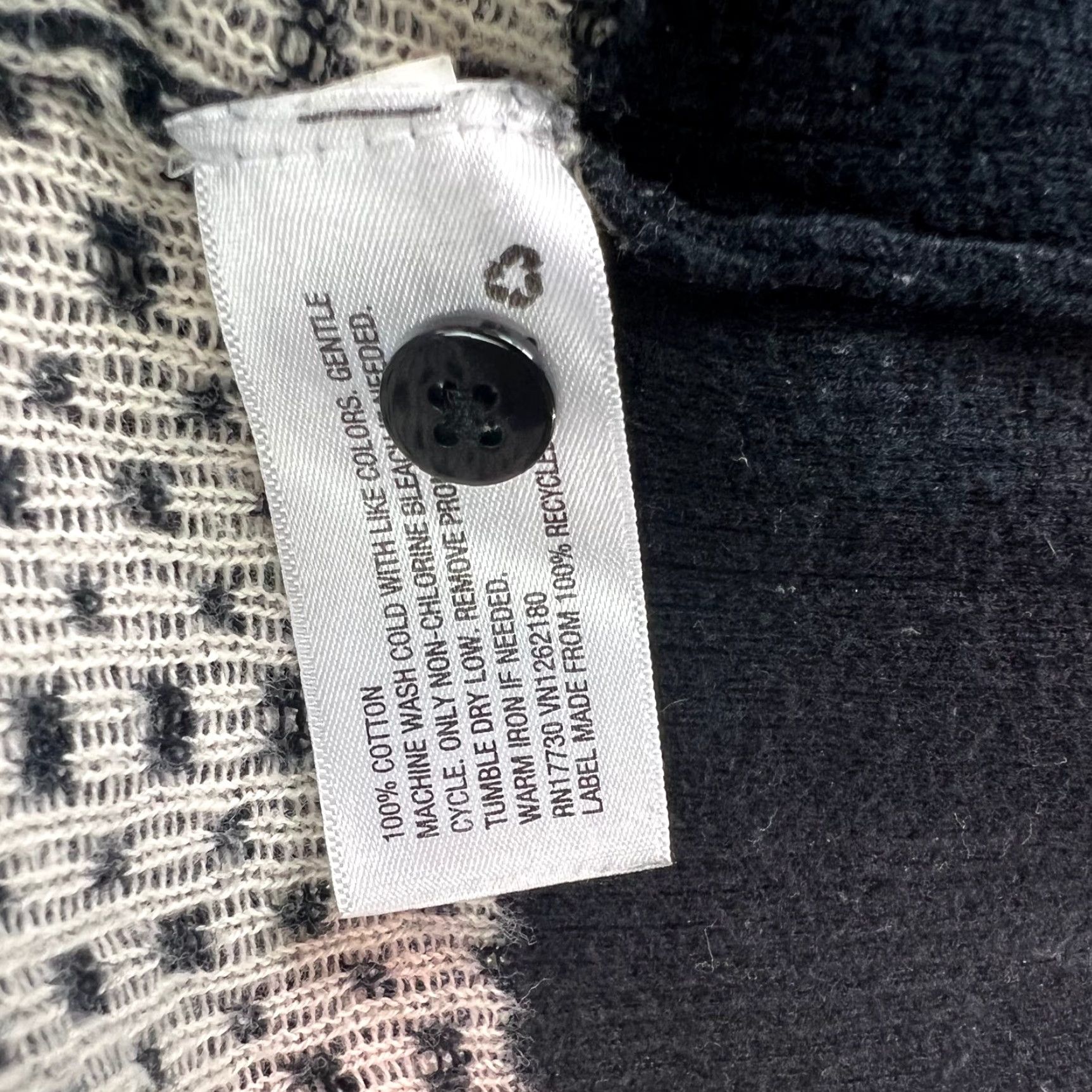 Merona Merona Cardigan Womens Knit Black Button Front V-Neck 28 in Long Sleeve Size M Geometric Pattern 100% Cotton Regular Fit Winter Classic Size M / US 6-8 / IT 42-44 - 6 Thumbnail
