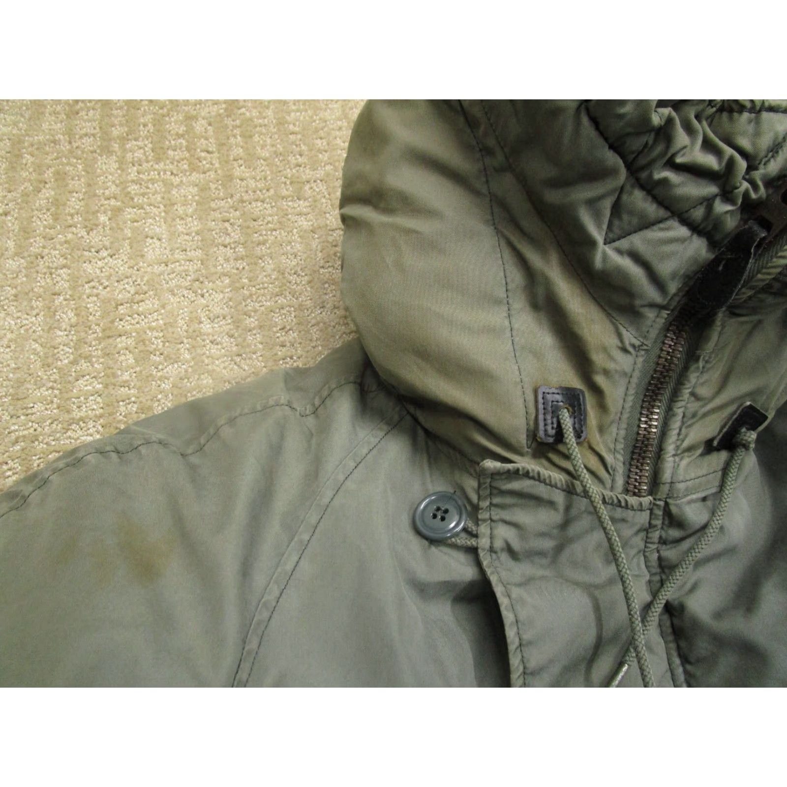 Vintage VINTAGE USAF Parka Coat Men M Green NF-3B Vietnam Military Fur Hood Winter Outdoor Army USA 60s 70s Size US M / EU 48-50 / 2 - 3 Thumbnail