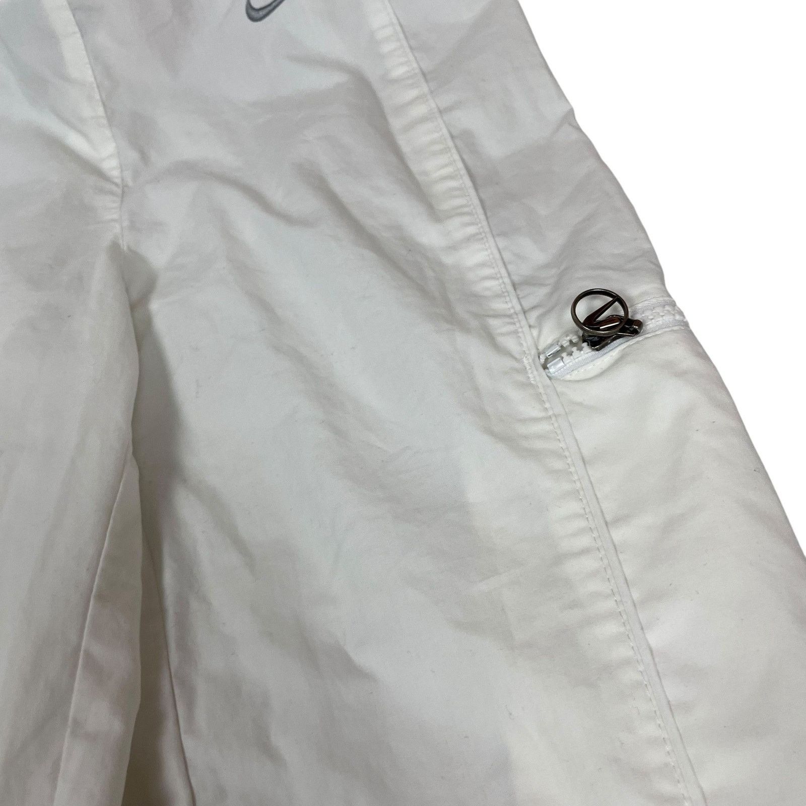 Nike × Vintage Nike Women's White Swoosh Pockets Wide Leg Track Pant XS Size 30" / US 8 / IT 44 - 5 Thumbnail