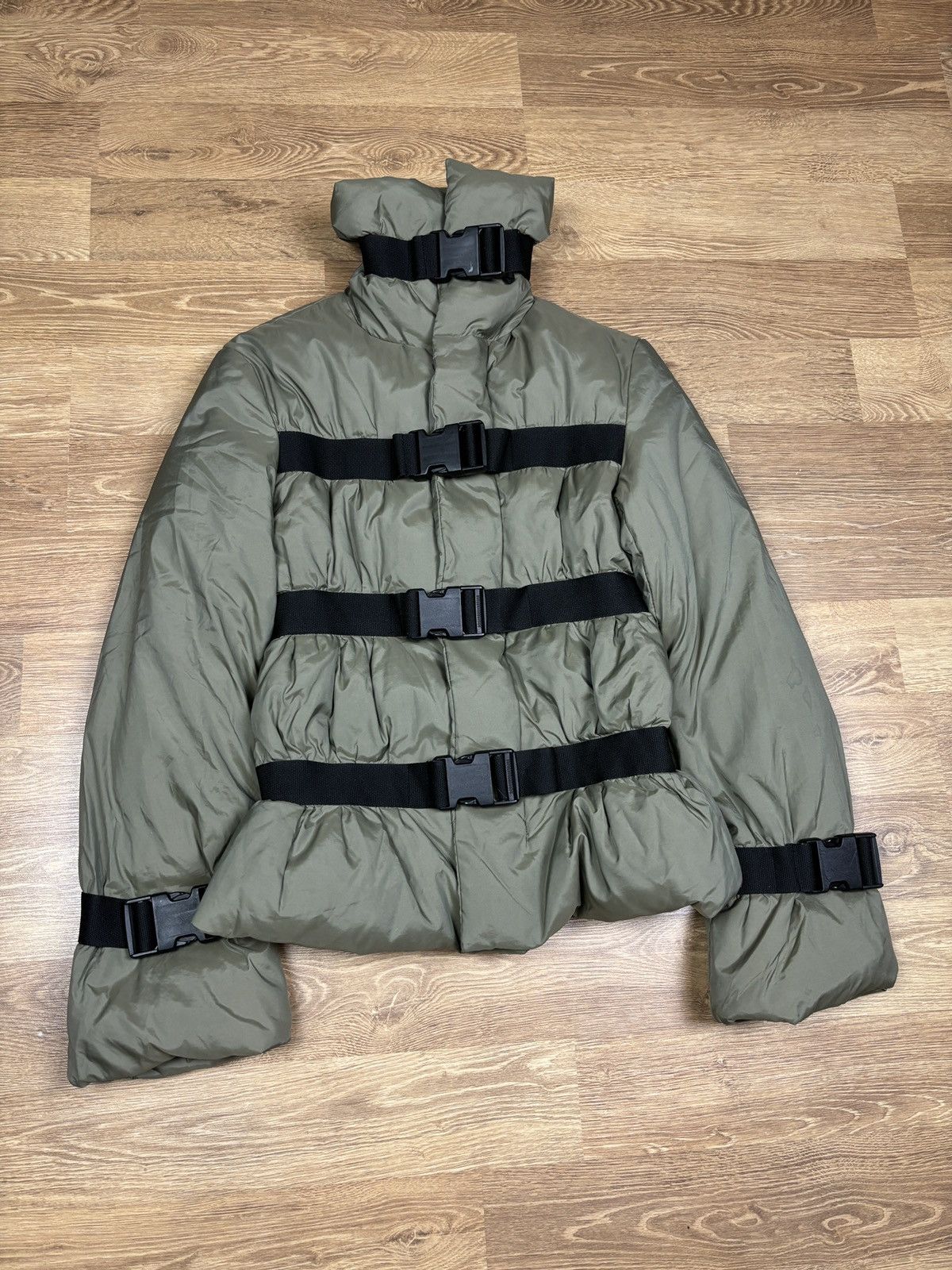 Jean Paul Gaultier FW2003 Jean Paul Gaultier Bondage Puffer Jacket Size XS / US 0-2 / IT 36-38 - 4 Thumbnail