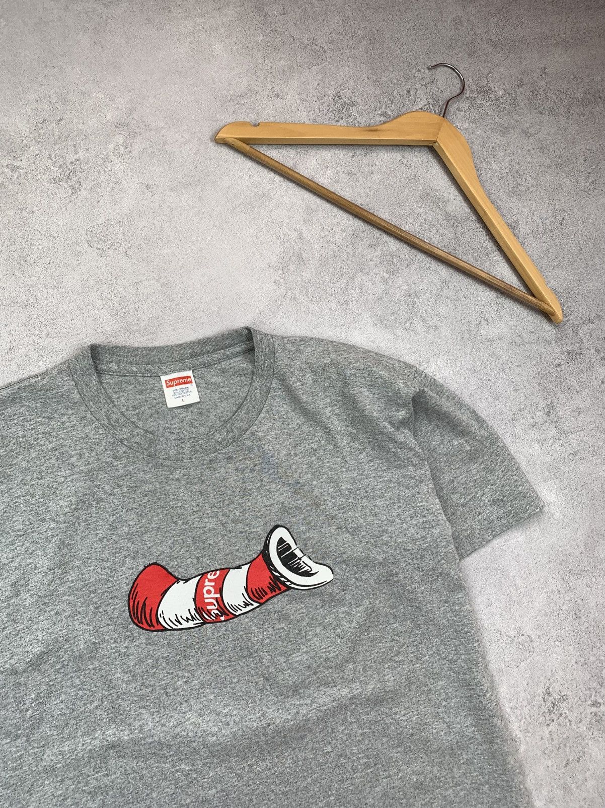Supreme Supreme Cat In The Hat Grey T-Shirt Men’s Size L Size US L / EU 52-54 / 3 - 2 Thumbnail