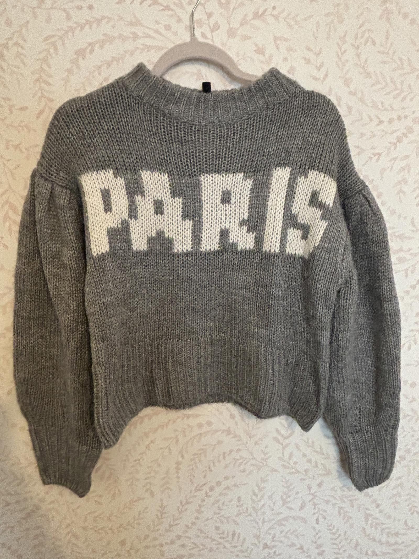 H&M NWOT HM Chic Oversized Sweater with Paris Graphic Size S / US 4 / IT 40 - 1 Thumbnail