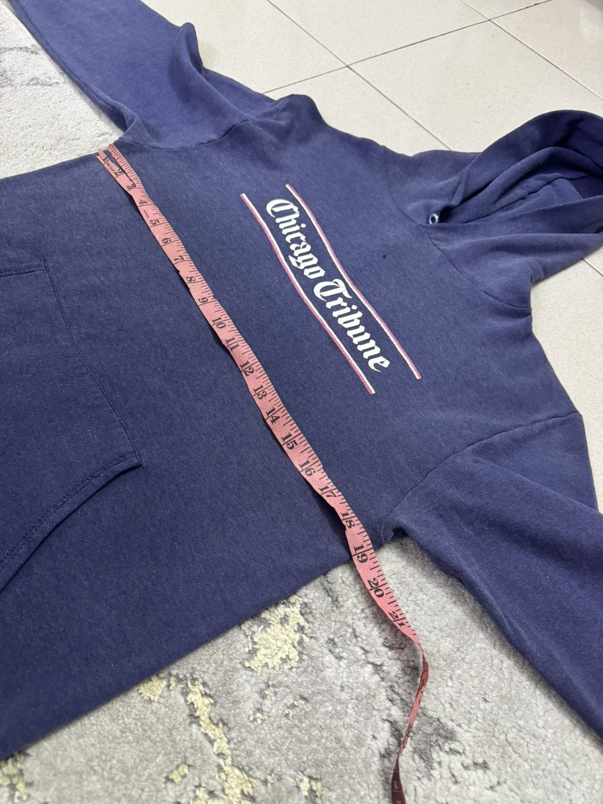 Vintage VINTAGE 1990s CHICAGO TRIBUNE HOODIE Size US M / EU 48-50 / 2 - 6 Thumbnail