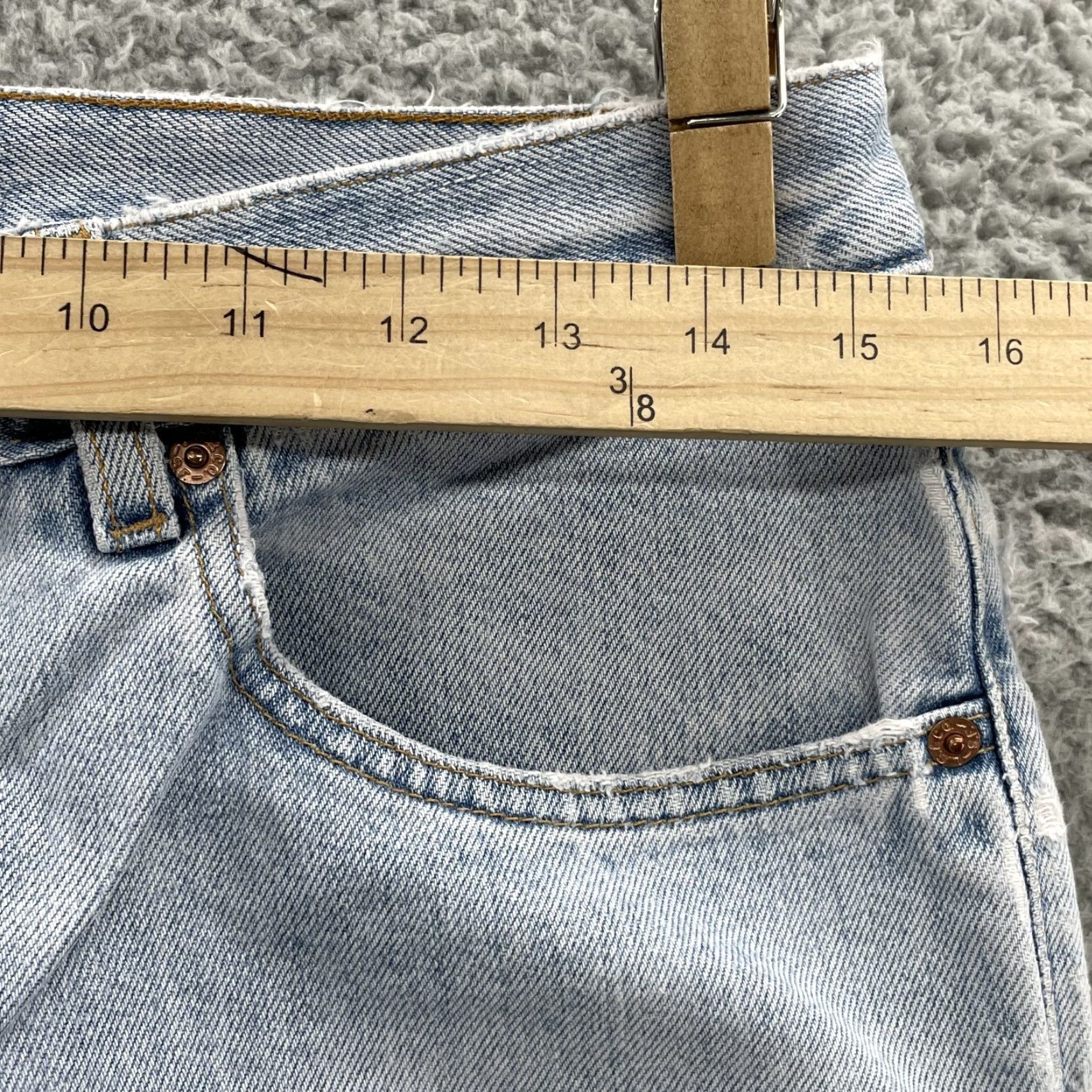 Levi's VINTAGE Levi's 550 Jeans Men 31x34 Blue Denim Mid Rise Relaxed Straight 90s Streetwear Y2k American Fashion Mens Size US 29 - 3 Thumbnail
