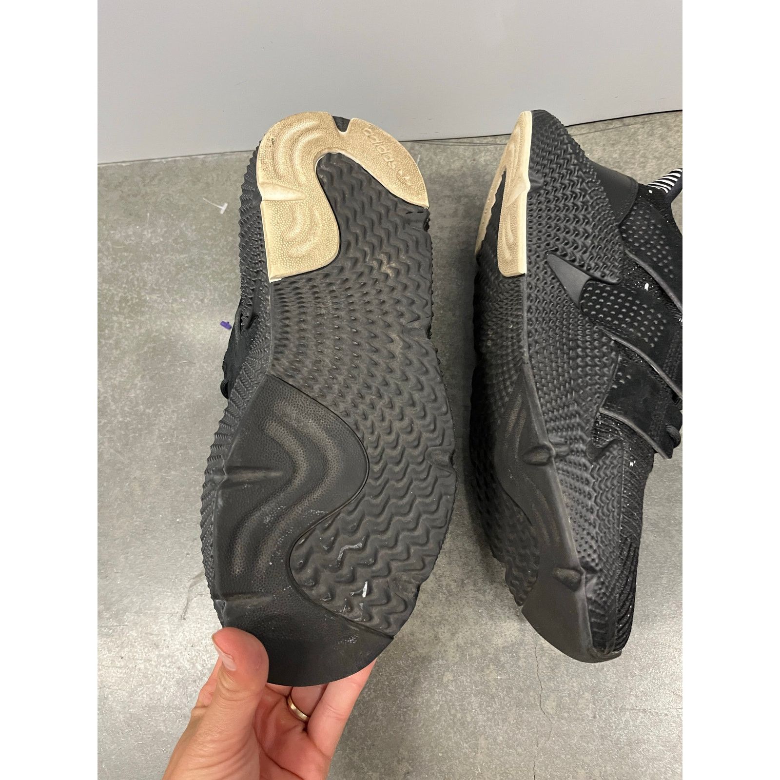 Adidas Adidas Prophere J Mens Size 9 Sneakers Triple Black Size US 9 / EU 42 - 3 Thumbnail