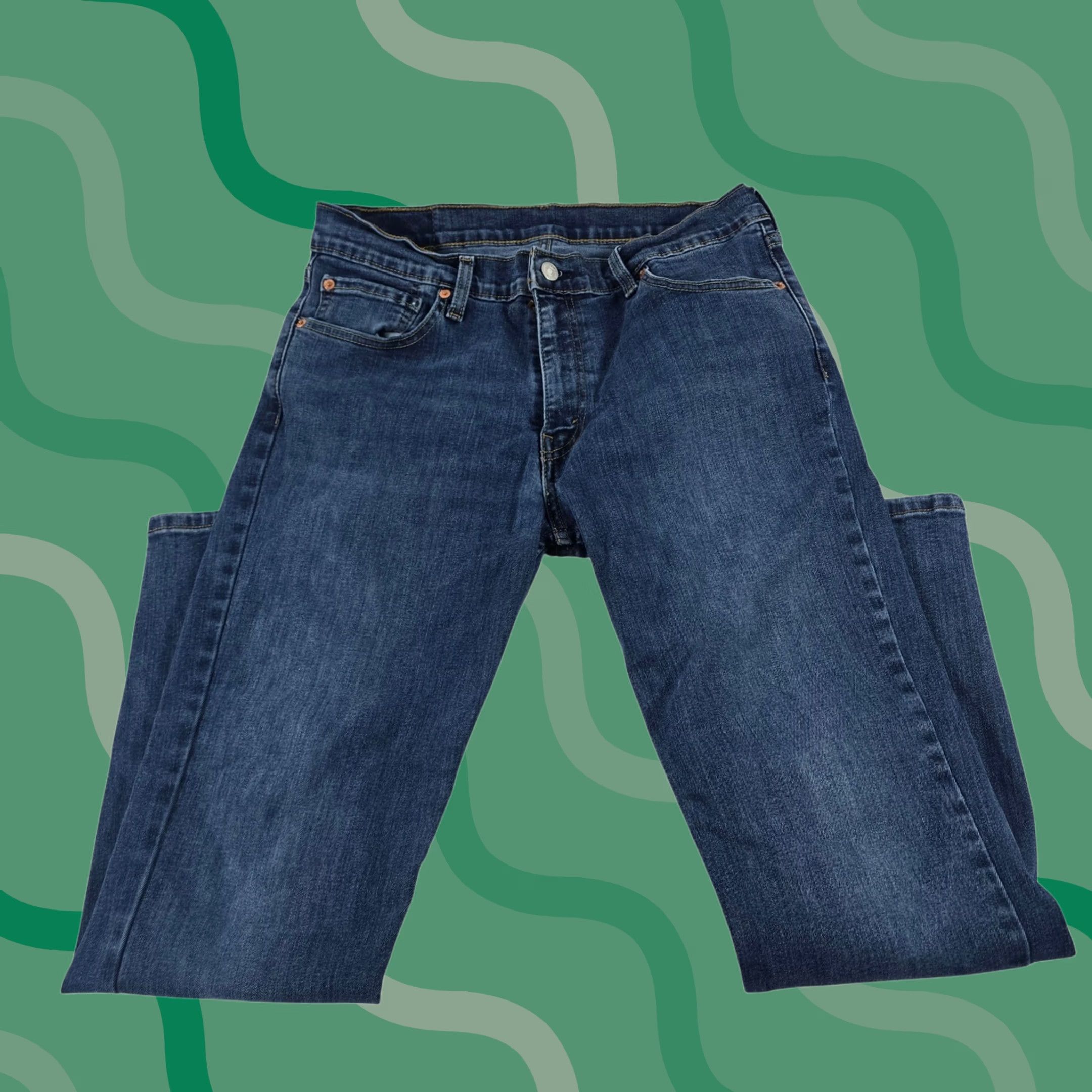 Levi's Item Specifications: Brand: Nike Size US 34 / EU 50 - 1 Thumbnail