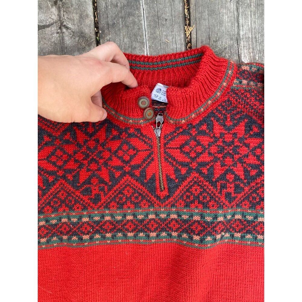 Dale Of Norway VINTAGE 1995 DALE OF NORWAY EMBROIDERED PEACE SWEATER RED W Size US L / EU 52-54 / 3 - 6 Thumbnail