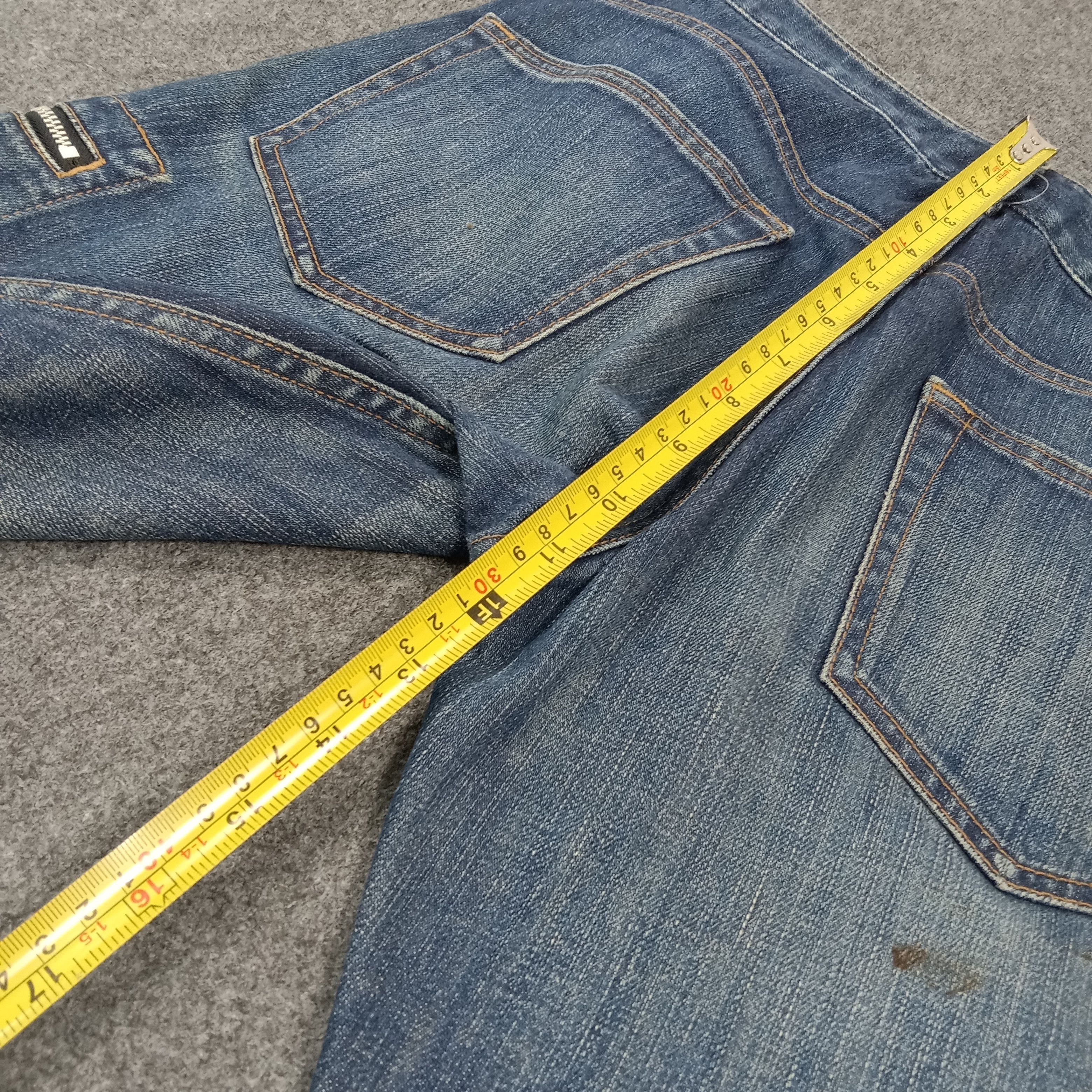 Uniqlo Uniqlo Undercover UU Slim Straight Denim Jeans C280N4 Size US 30 / EU 46 - 10 Thumbnail