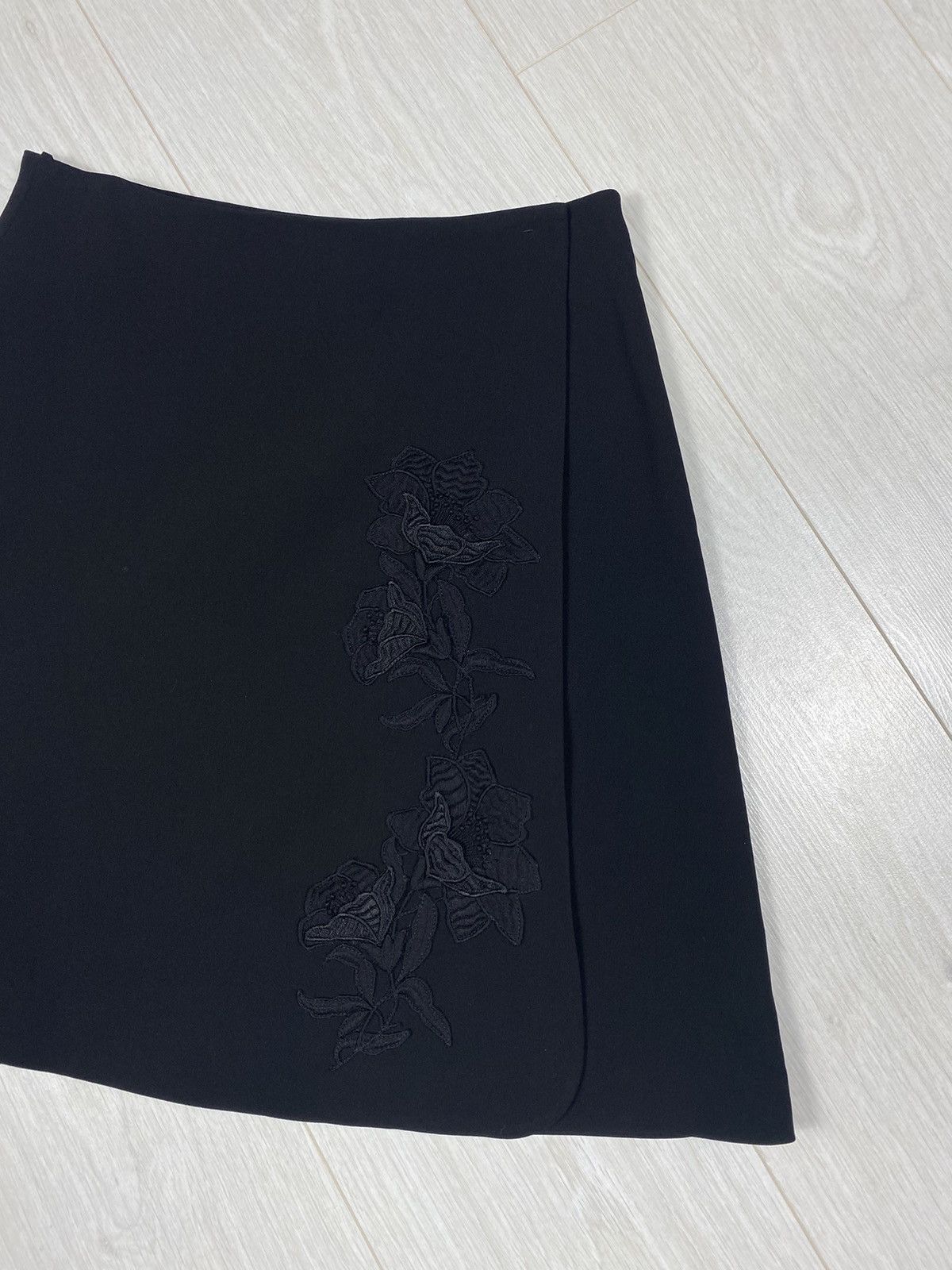 Max Mara × Vintage Max Mara Studio mini skirt Size 27" / US 4 / IT 40 - 4 Thumbnail