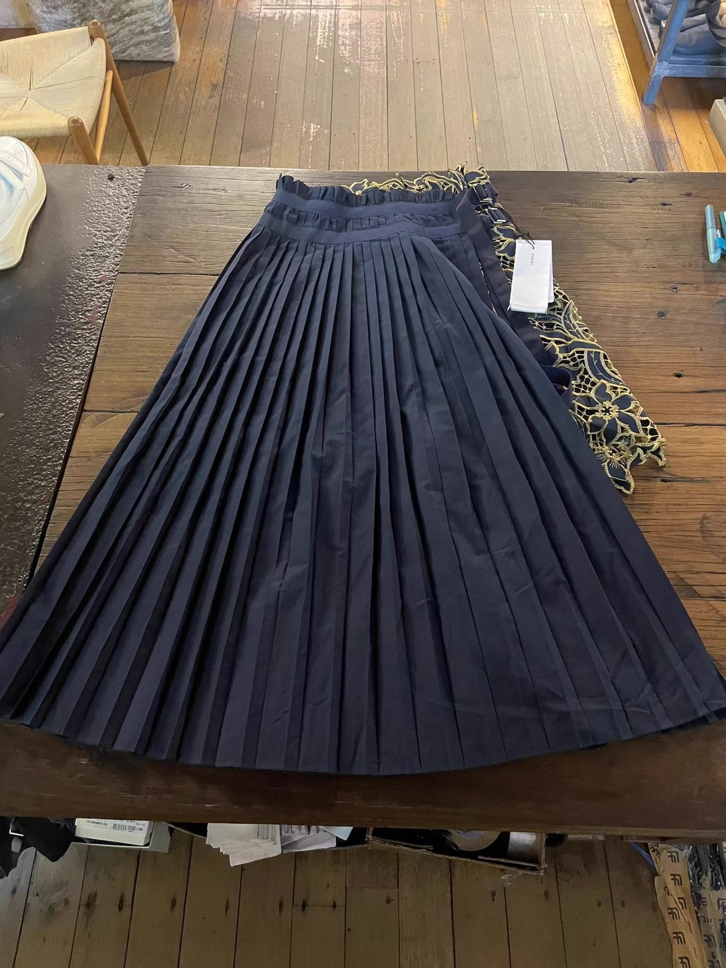 Sacai Sacai 16SS Court-Style Long Midi Skirt。Ｑ25 Size 32" / US 10 / IT 46 - 1 Thumbnail