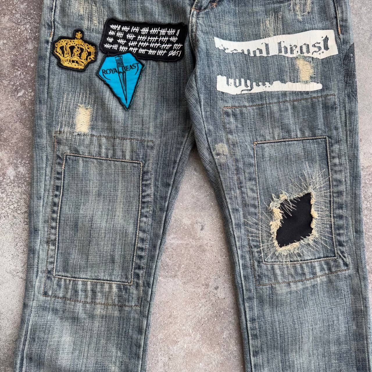 Hysteric Glamour Royal Beast Vintage Low Rise Y2K Patchwork Washed Jeans Size 27" / US 4 / IT 40 - 7 Thumbnail