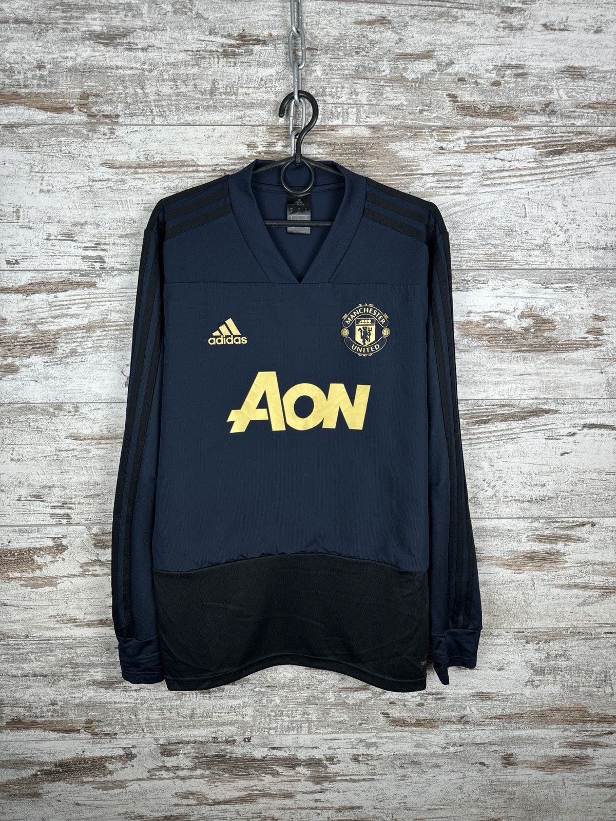 Adidas Mens Vintage Adidas Manchester United FC soccer sweatshirt Size US L / EU 52-54 / 3 - 1 Thumbnail