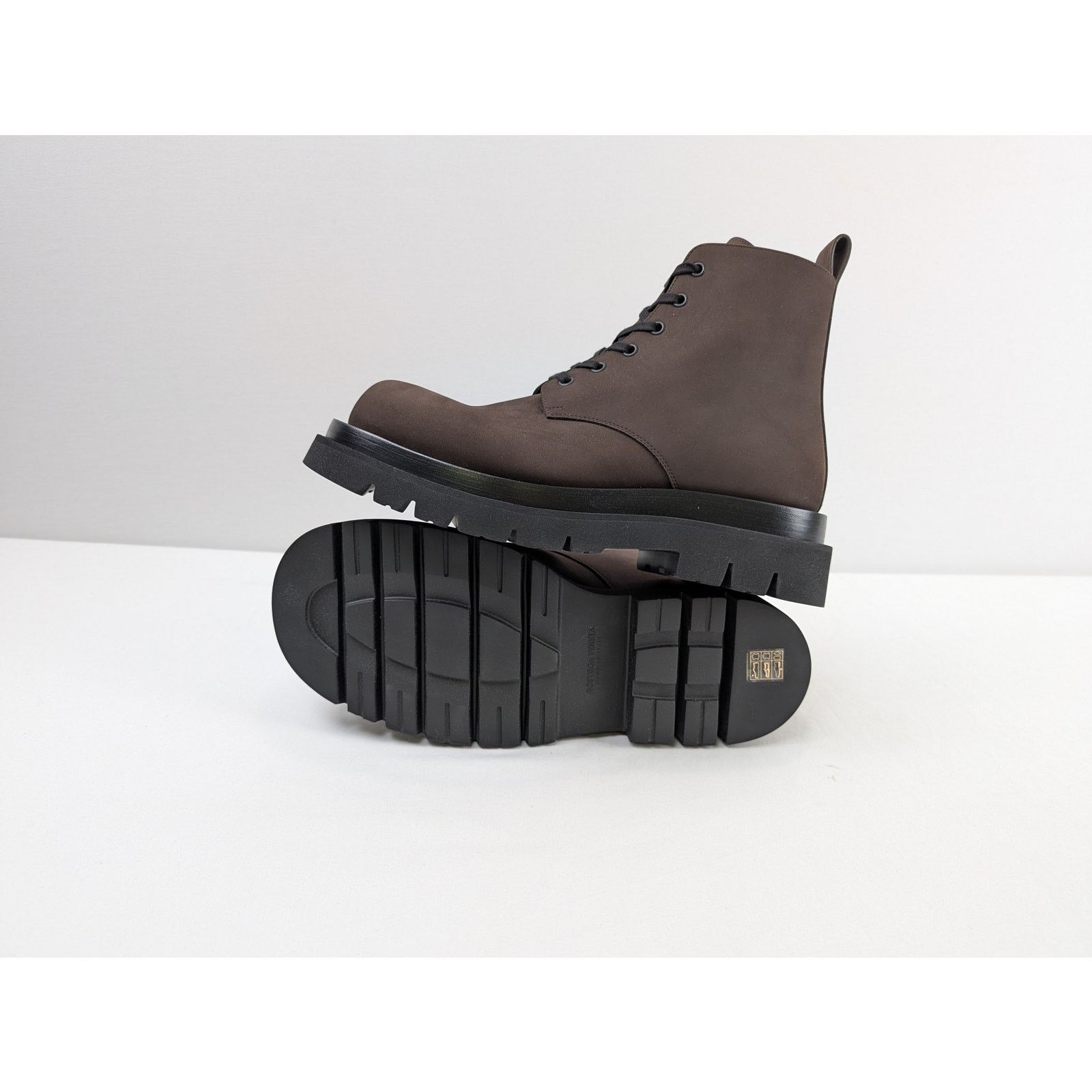 Bottega Veneta o1rshd1 Provv NAbuck Oil Ankle Boot Leather in Coffee Size US 8 / EU 41 - 11 Thumbnail