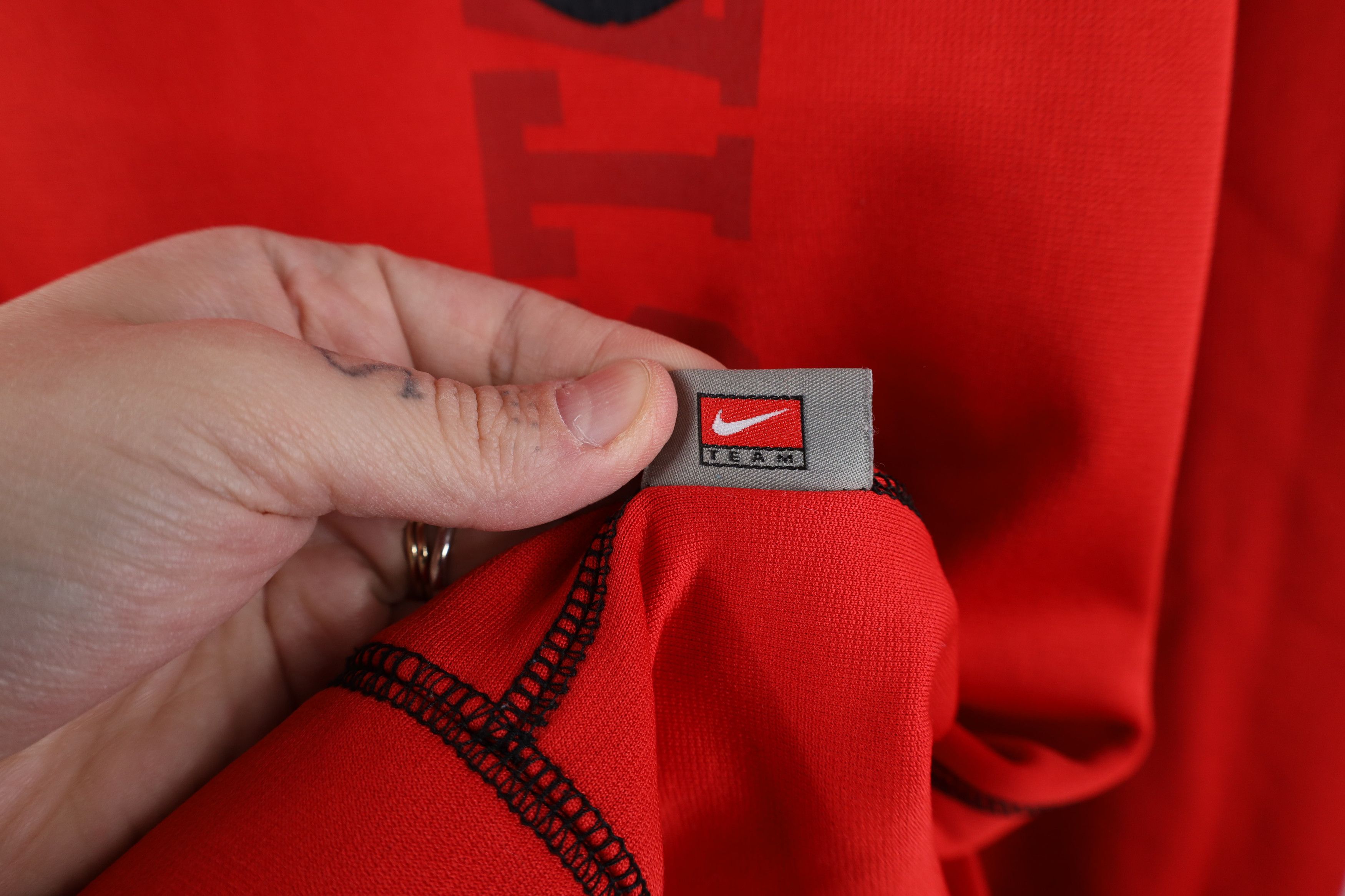 Nike × Vintage Nike Scott Mini Swoosh Therma Fit Football Sweatshirt Red Size US L / EU 52-54 / 3 - 8 Thumbnail