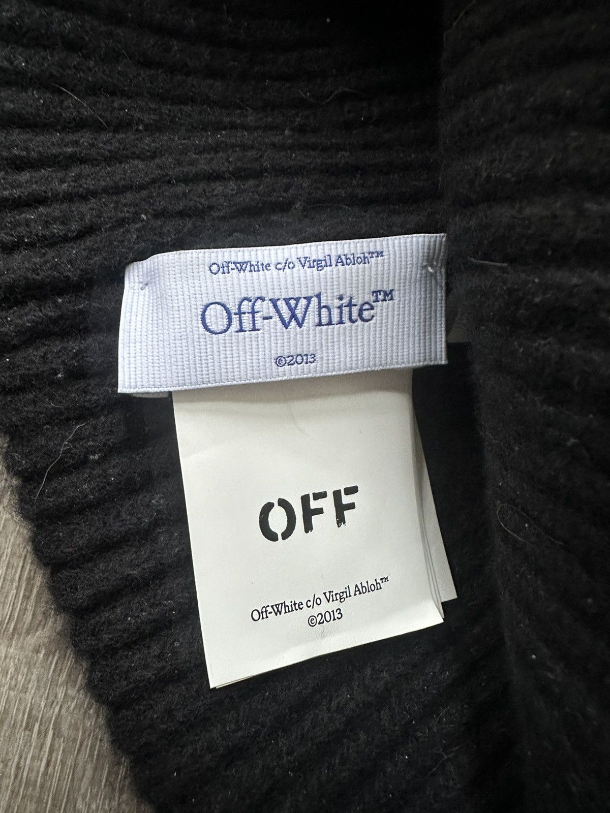 Off-White Off White Black Beanie Cashmere Wool Spellout Size ONE SIZE - 2 Thumbnail