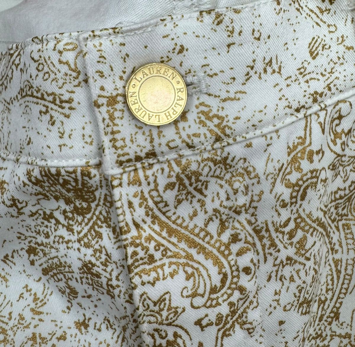 Lauren Ralph Lauren Lauren Ralph Lauren Chino Pants Gold Paisley Printed size 10 Size 32" / US 10 / IT 46 - 12 Thumbnail