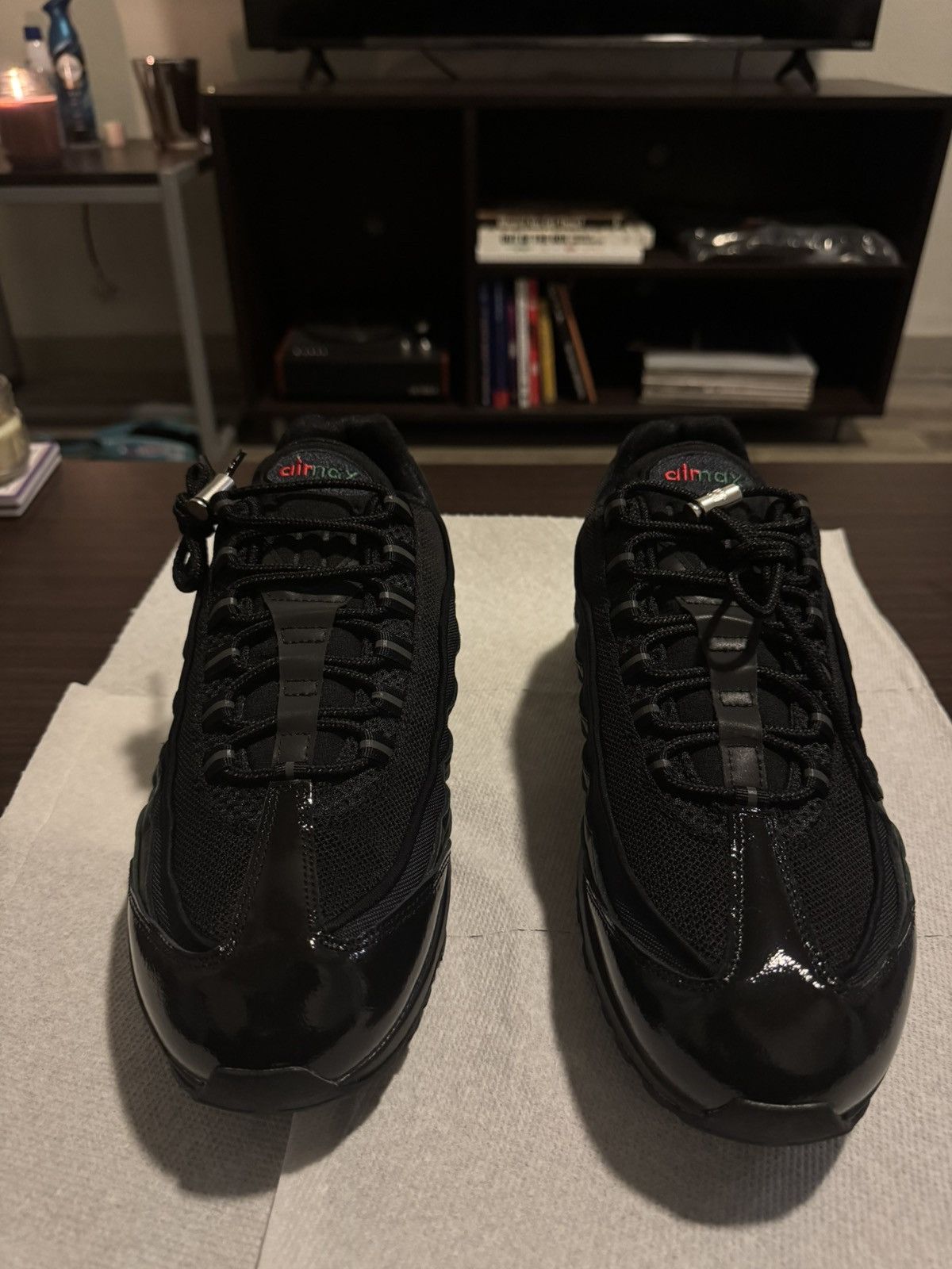 Nike × Undefeated Nike Air Max 95 SP Undefeated Black Size US 12 / EU 45 - 6 Thumbnail