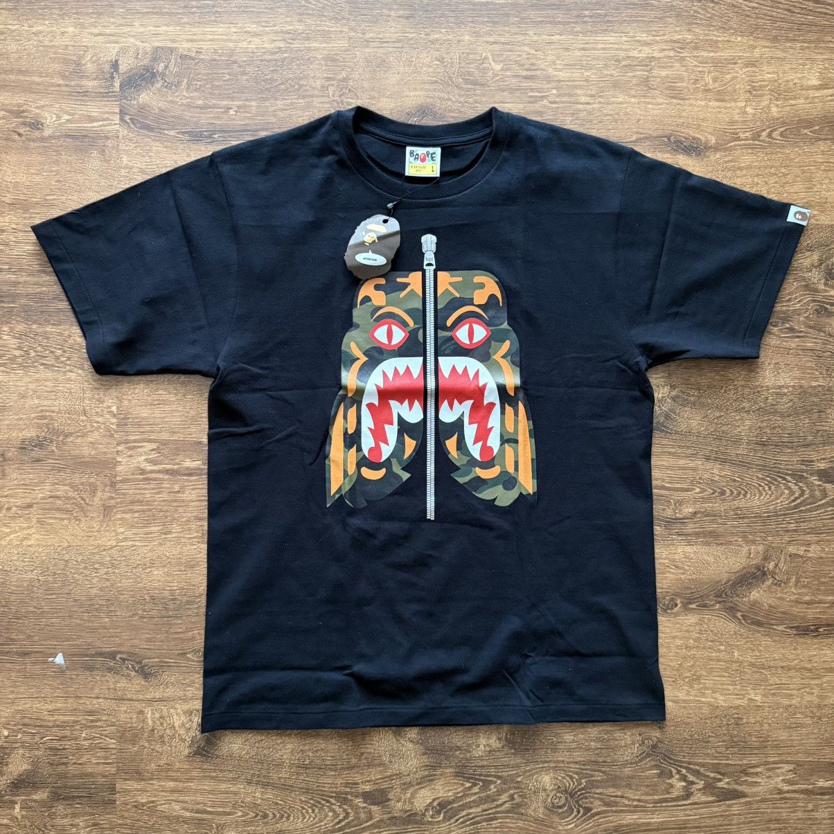 Bape Bape shark funthera militia t-shirt Size US L / EU 52-54 / 3 - 1 Thumbnail