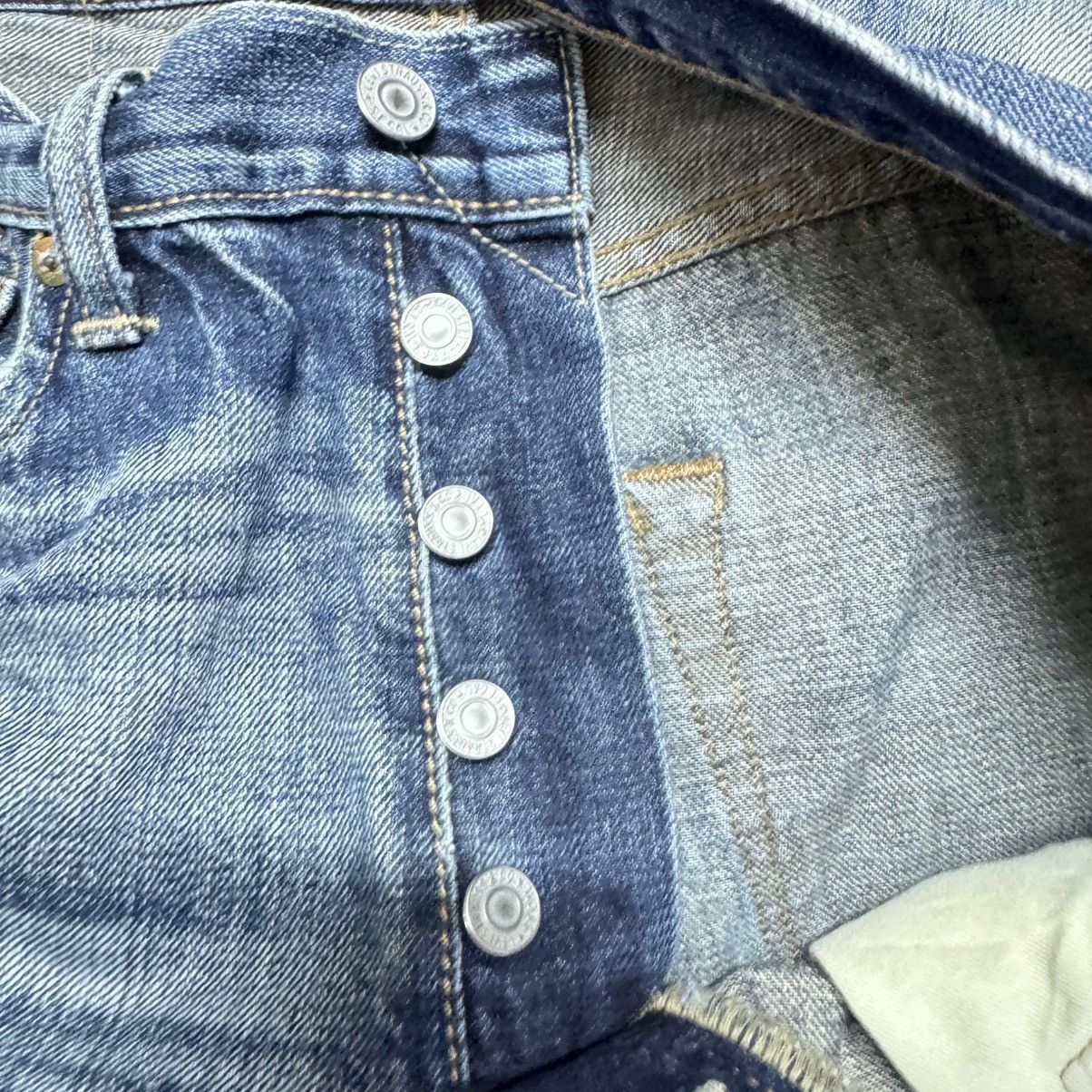 Levi's Levis 501 Distressed Jeans Clawmark Size US 31 - 19 Thumbnail