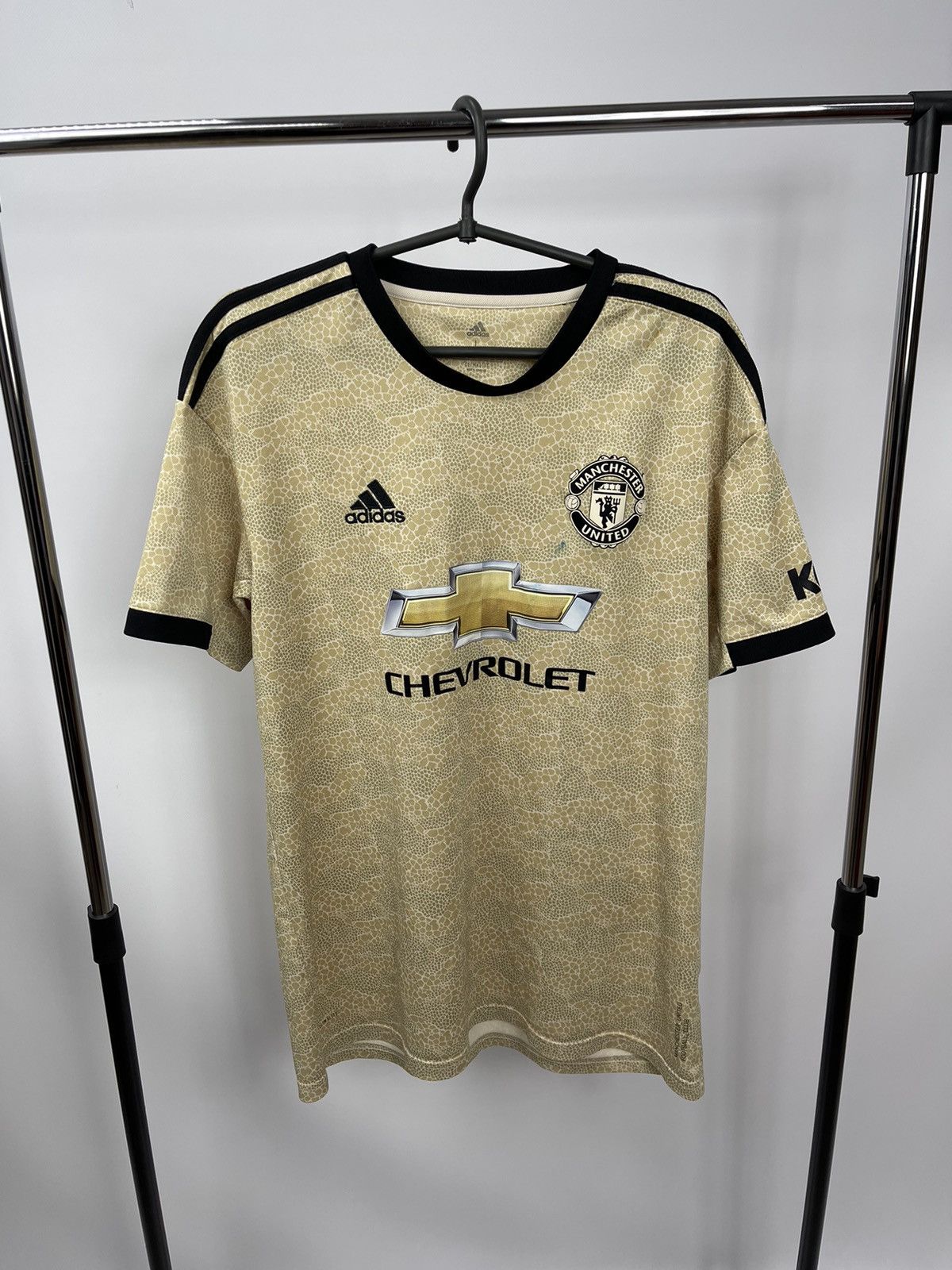 Adidas MANCHESTER UNITED 2019 2020 AWAY SHIRT ADIDAS MENS SIZE L Size US L / EU 52-54 / 3 - 1 Thumbnail