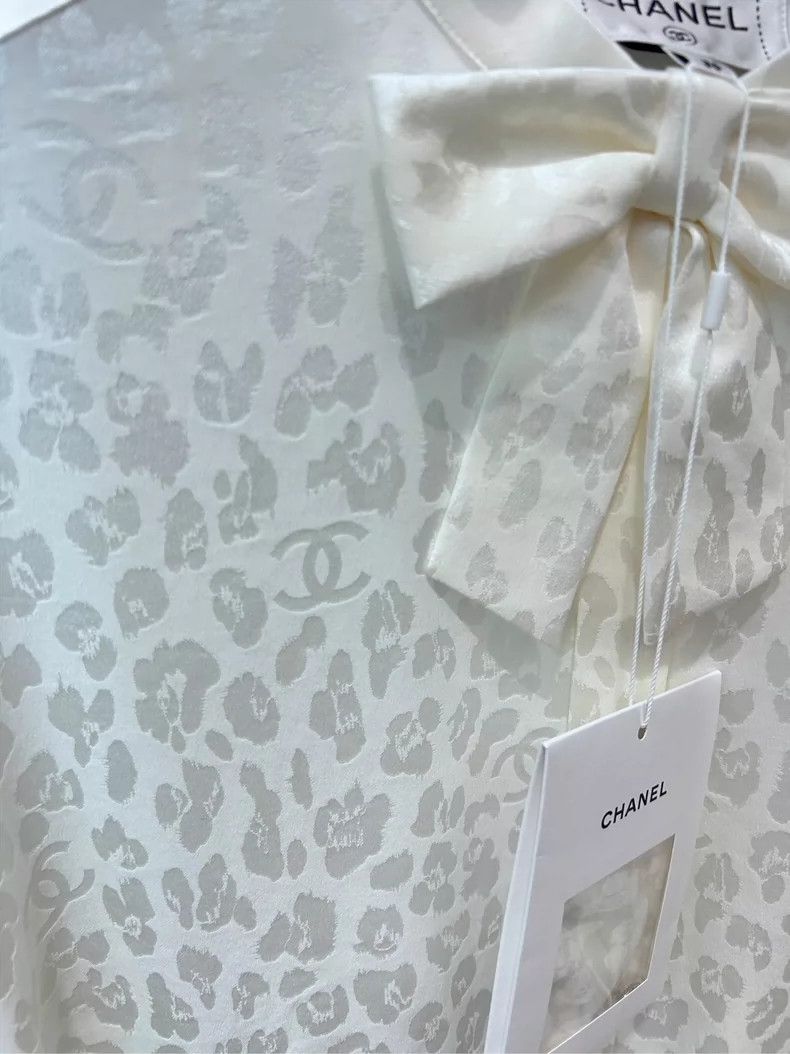 Chanel Chanel 23a silk shirt Size XS / US 0-2 / IT 36-38 - 5 Thumbnail